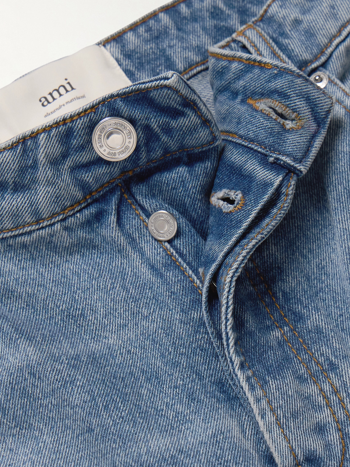 Wide-Leg Jeans