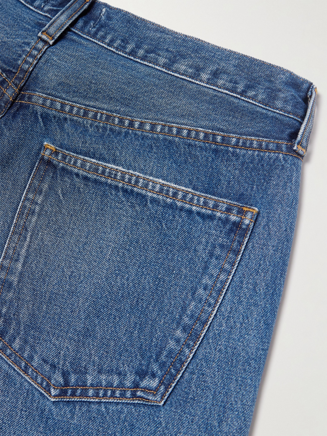 90'S Straight-Leg Jeans