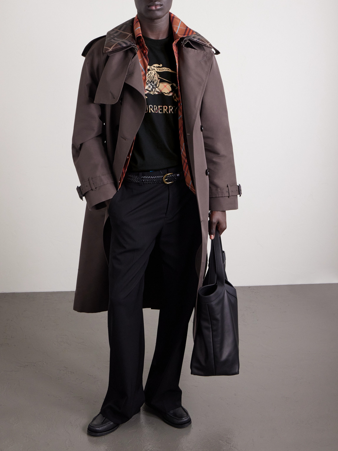 Burberry Men Black Crewneck T-shirt With Ekd And Logo Lettering Embroidery On The Front In Cotton Ma