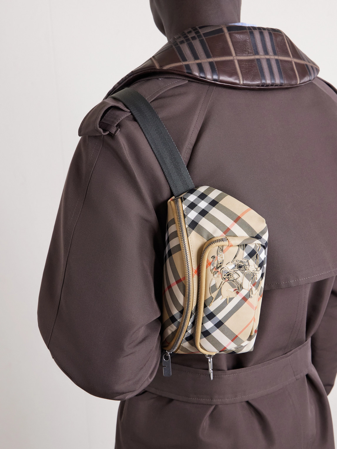  Burberry - Logo-appliquéd Checked Twill Belt Bag - Men - Neutrals 