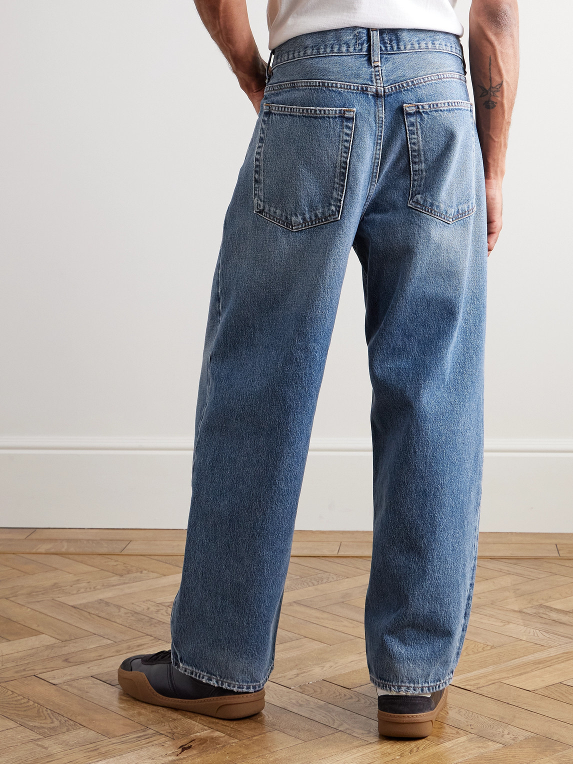 Deka Straight-Leg Jeans