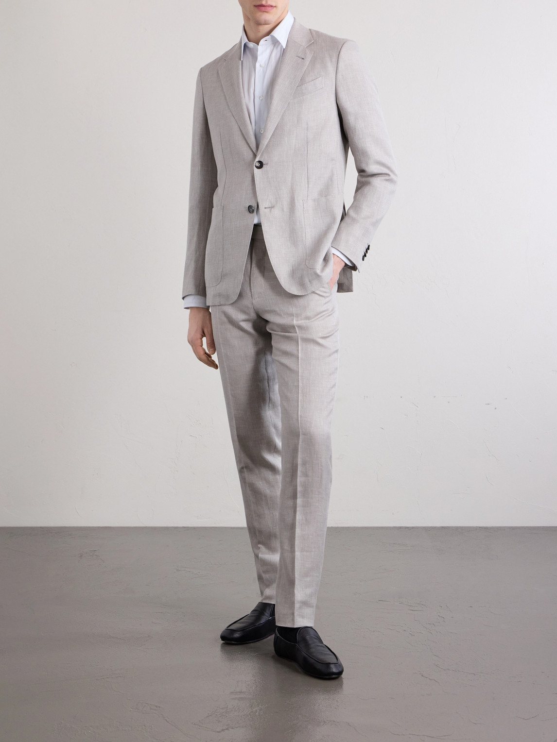 Tapered Pleated Wool, Linen Slim-Fit