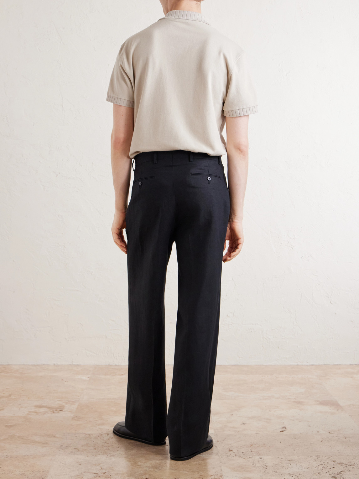  Stòffa - Wide-leg Pleated Linen Trousers - Men - Black - It 48 