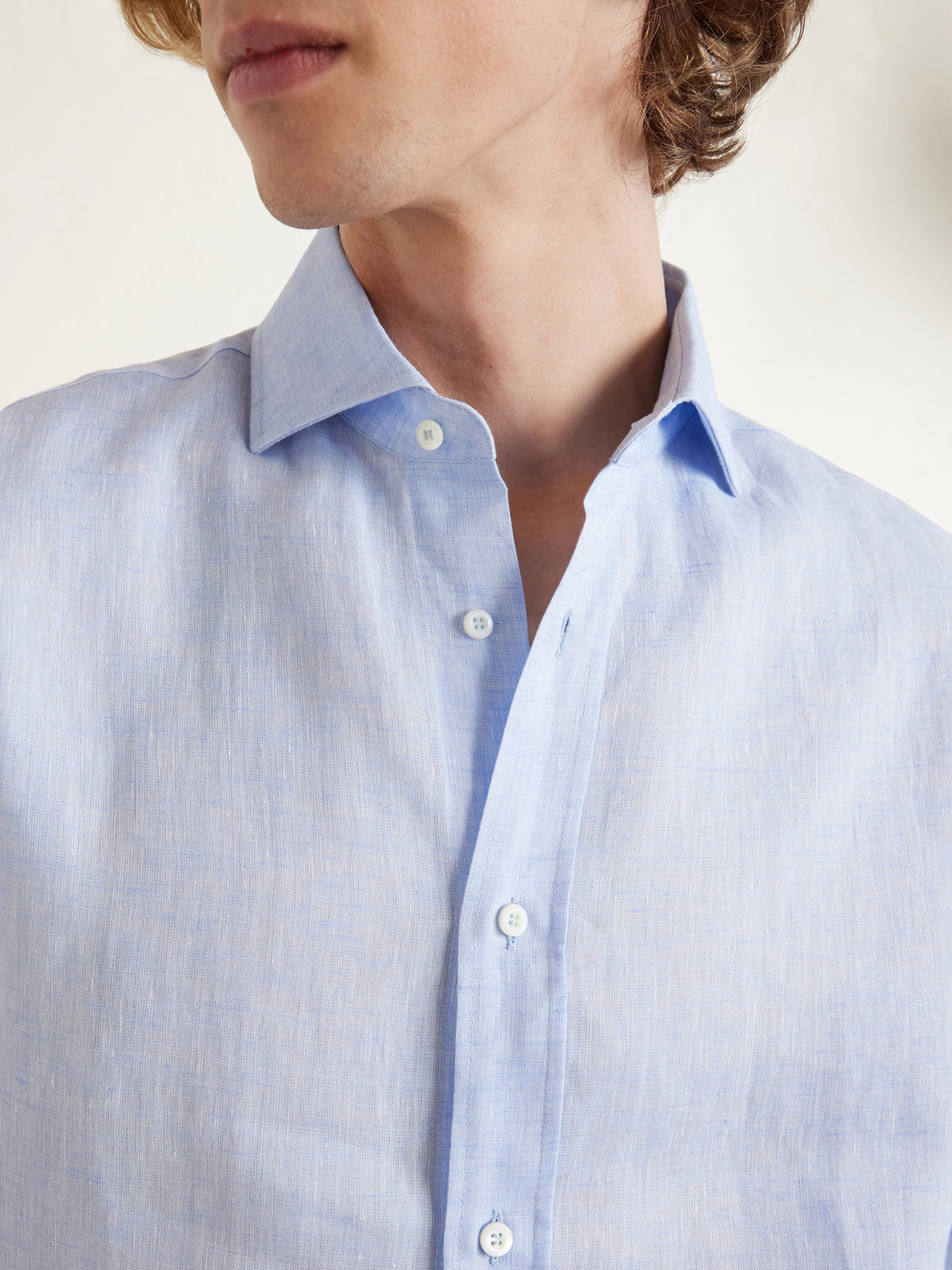 Cutaway-Collar Linen Shirt