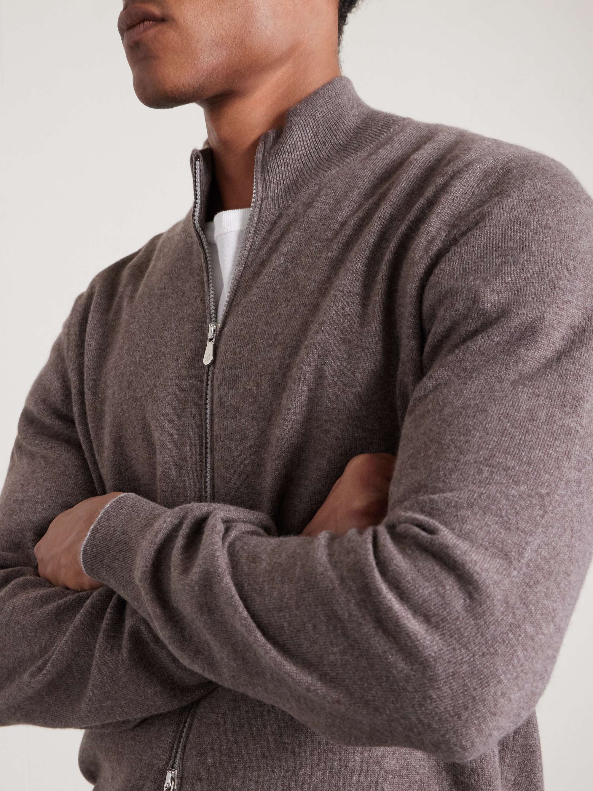 BRUNELLO CUCINELLI كنزة رياضية بسحّاب من الكشمير