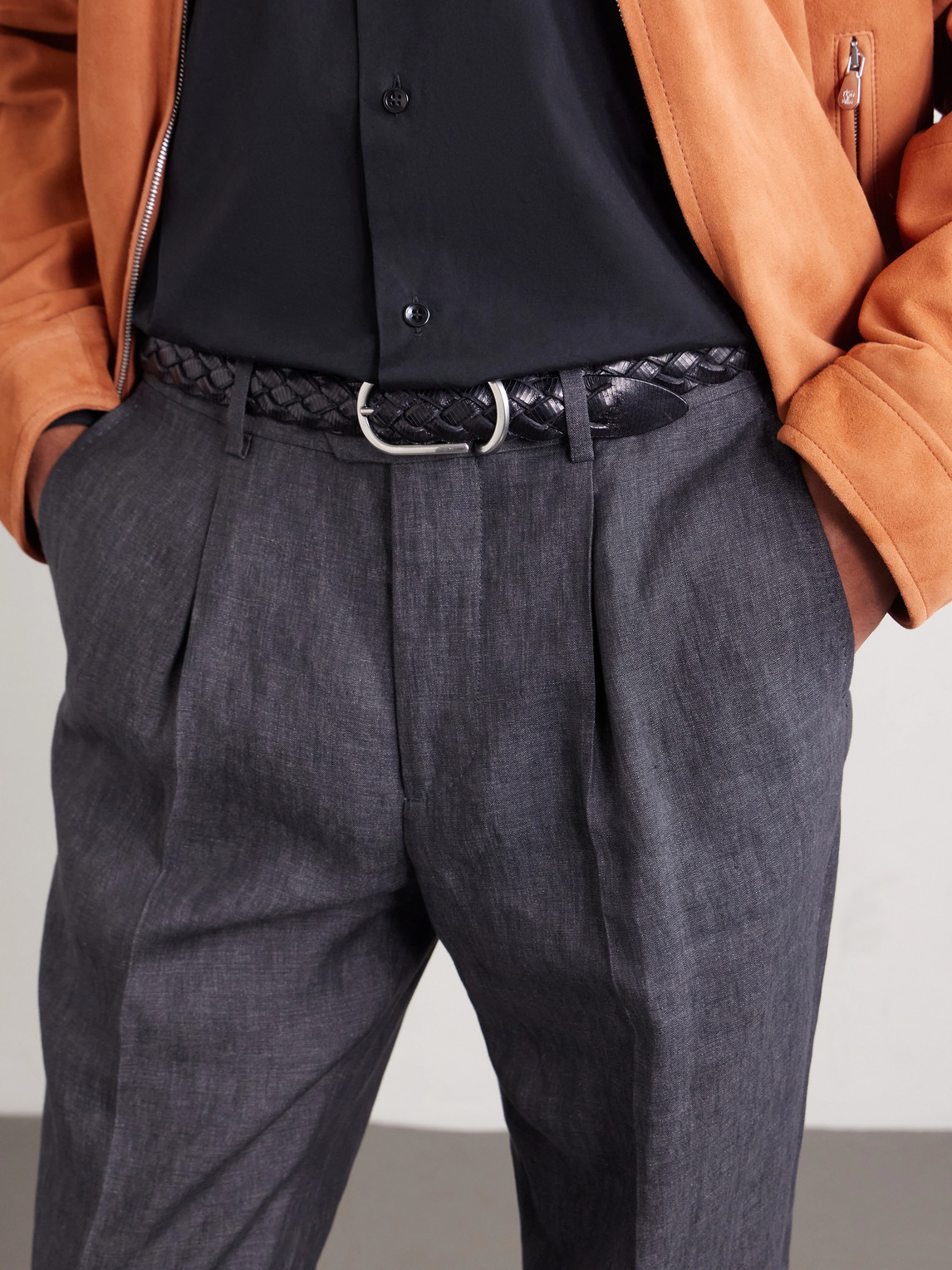 Pleated Linen Suit Trousers Slim-Fit