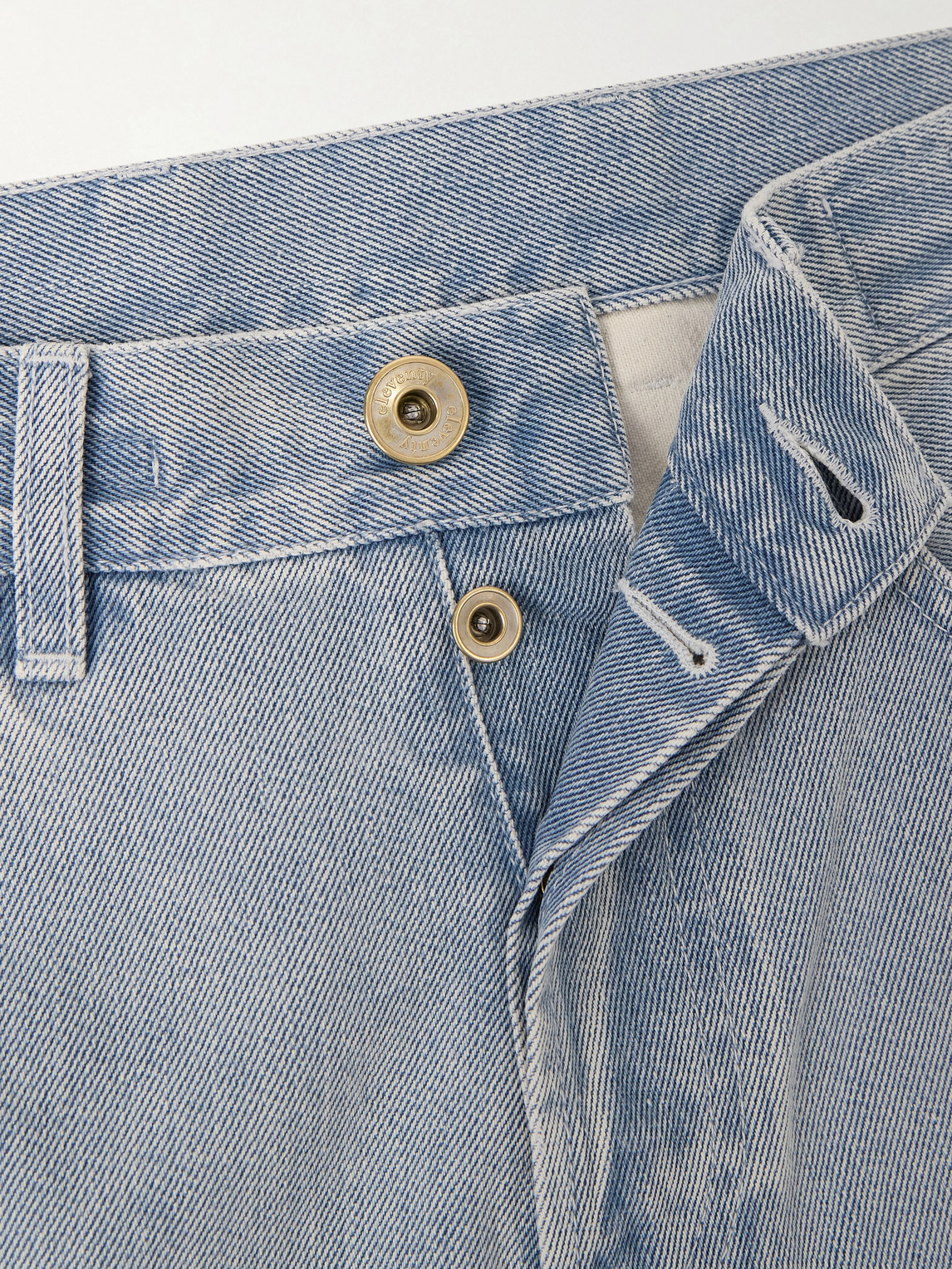 Tapered Jeans