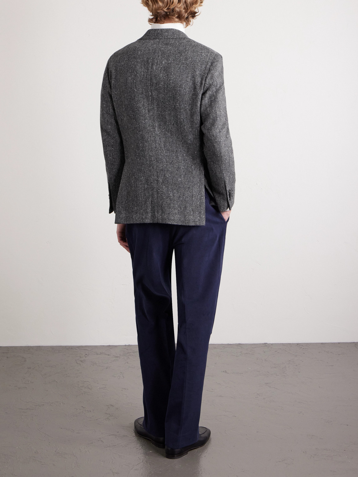 J. Mueser Waverly Herringbone Wool Blazer In Gray
