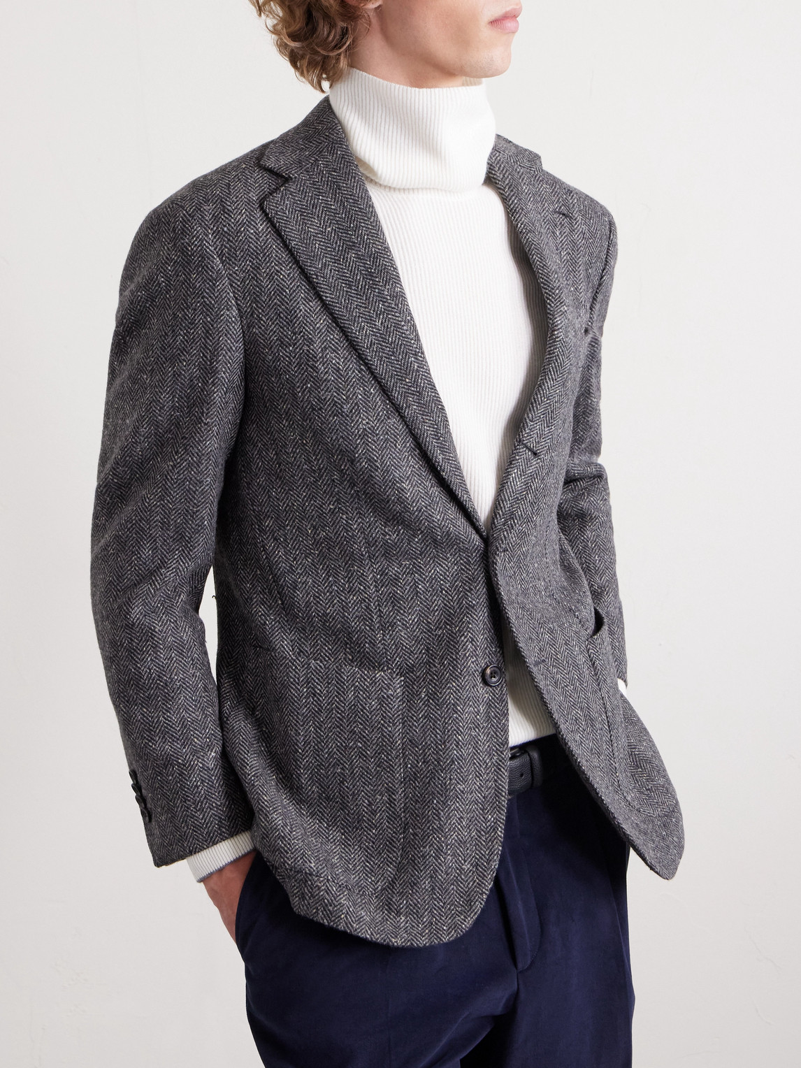 J. Mueser Waverly Herringbone Wool Blazer In Gray