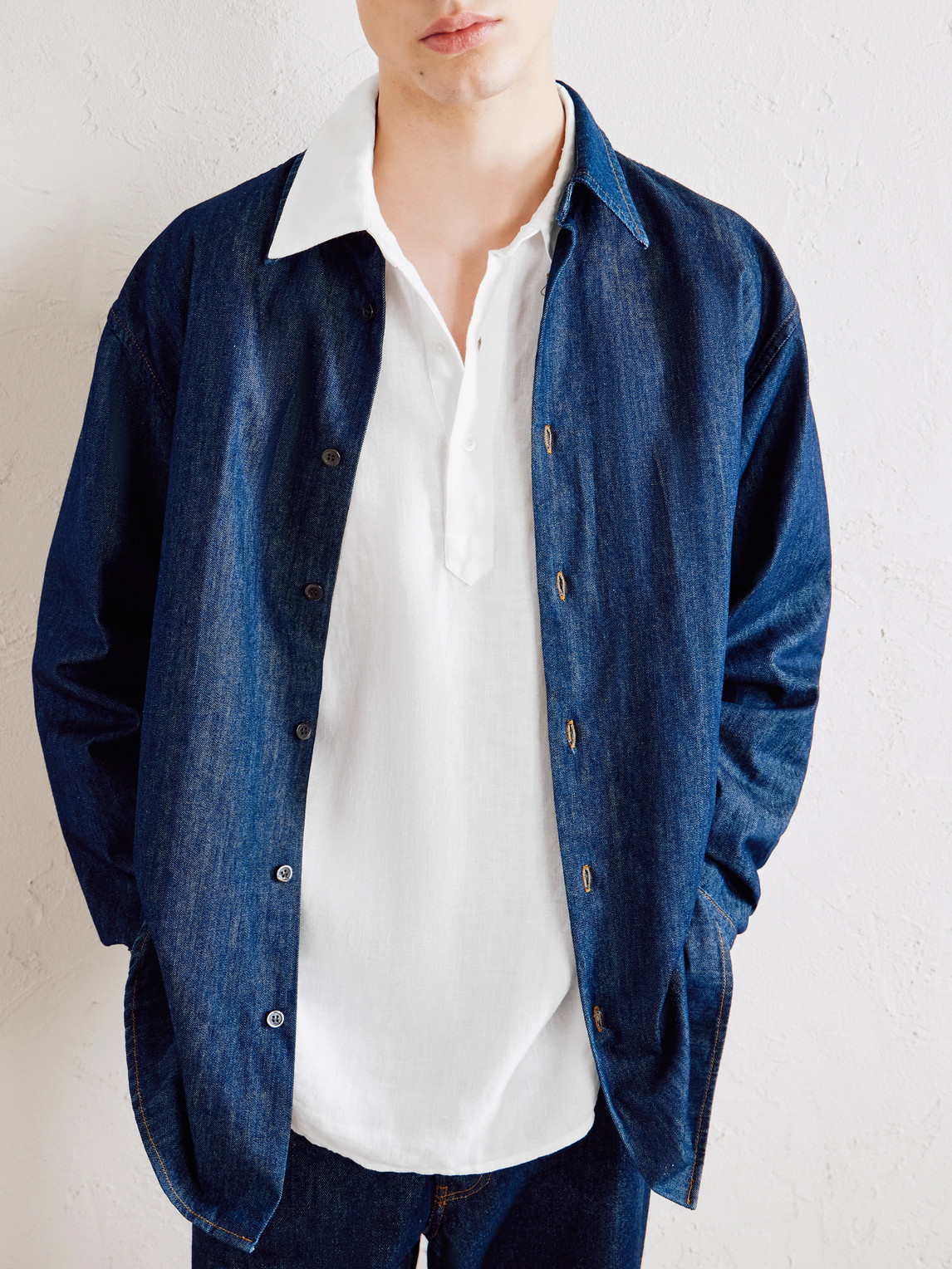 Mr P. - Linen Henley Shirt