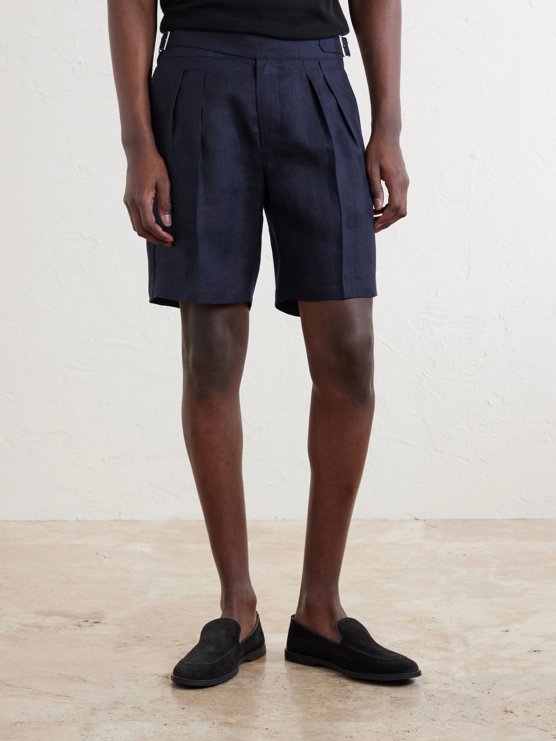  Mr P. - Straight-leg Pleated Linen Bermuda Shorts - Men - Blue - 30 