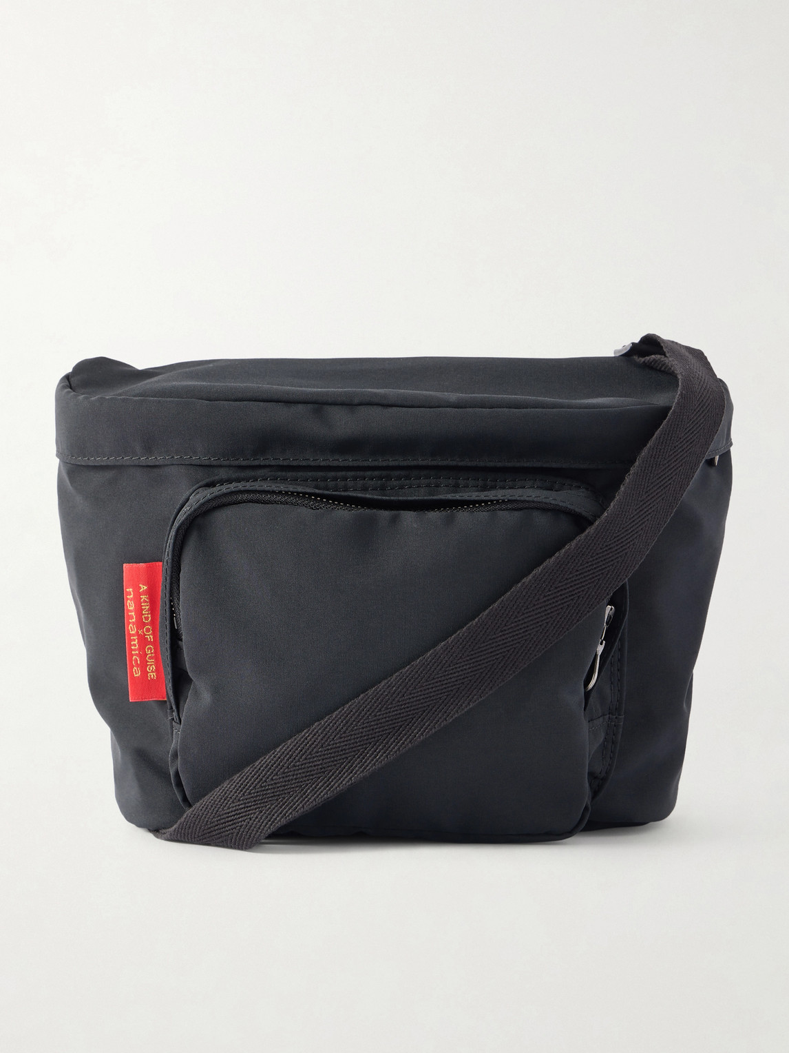 A Kind Of Guise Nanamica Shell Messenger Bag - Men