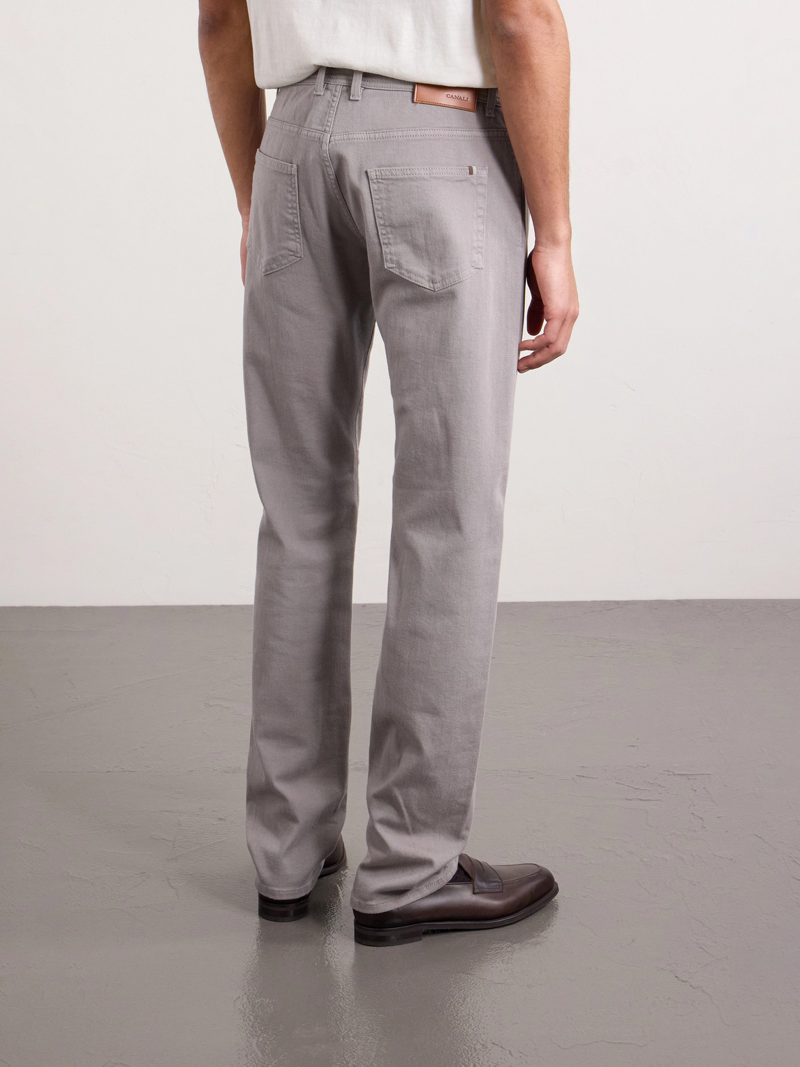 Fit Straight-Leg Jeans Slim