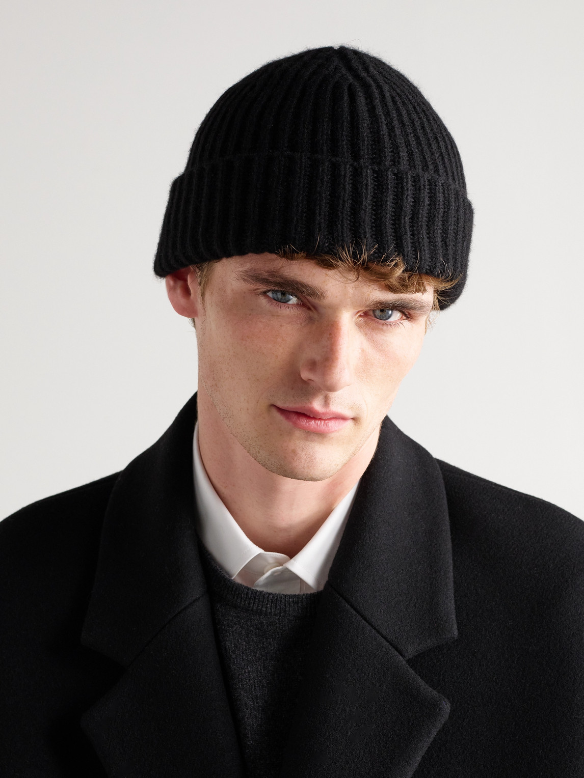Umit Benan Murray Ribbed Cashmere Beanie In Black