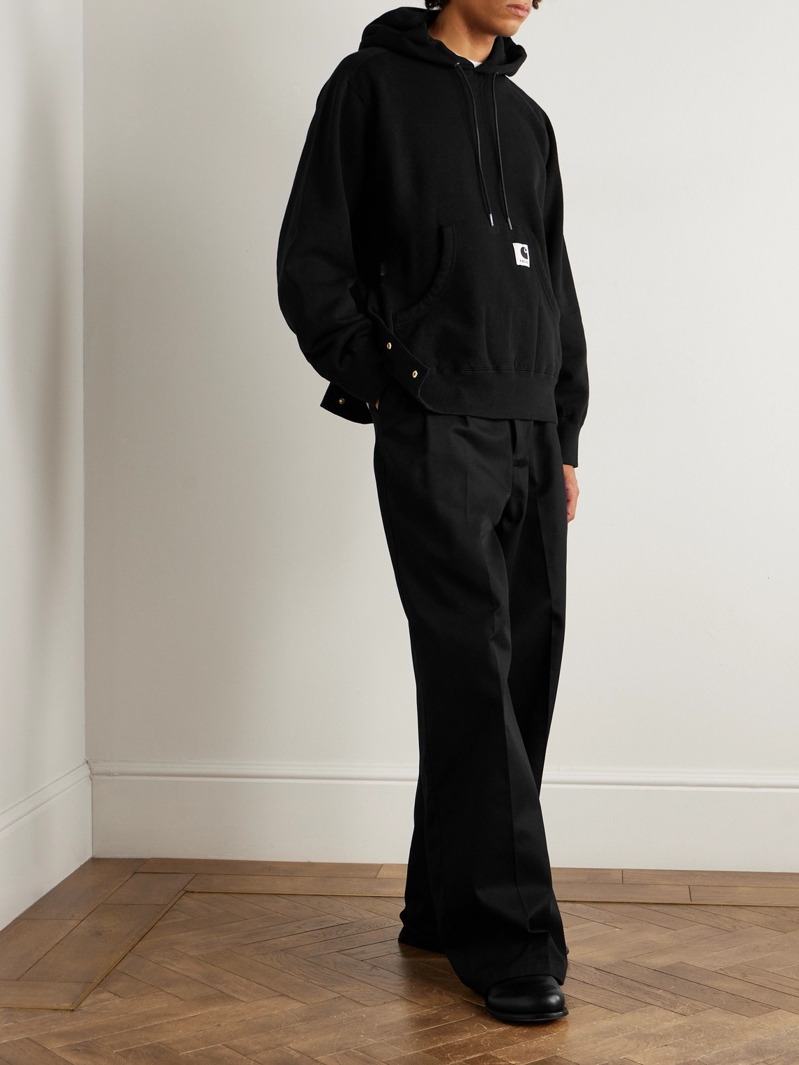 Sacai X Carhartt Wip Logo Patch Hooded Sweatshirt In Black