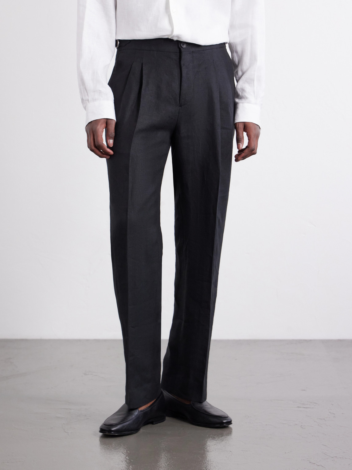  Mr P. - Straight-leg Pleated Linen Trousers - Men - Black - 28 
