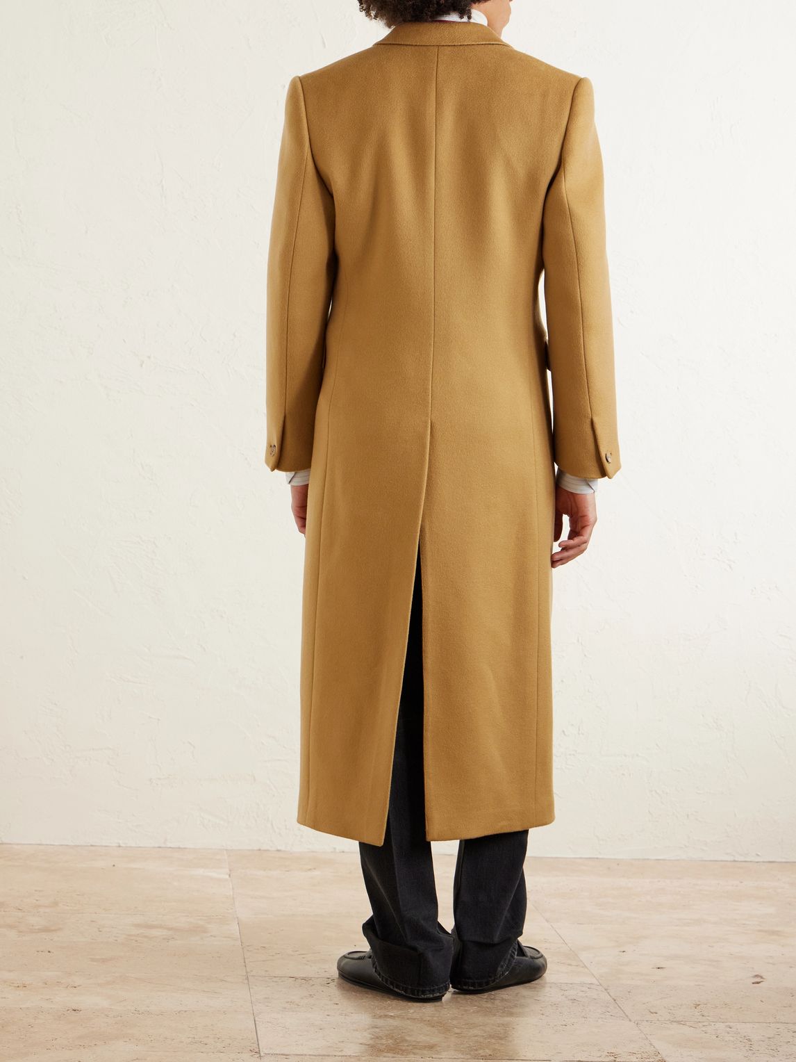 Double-Breasted Cashmere Coat | 셀린느 | FETCHING