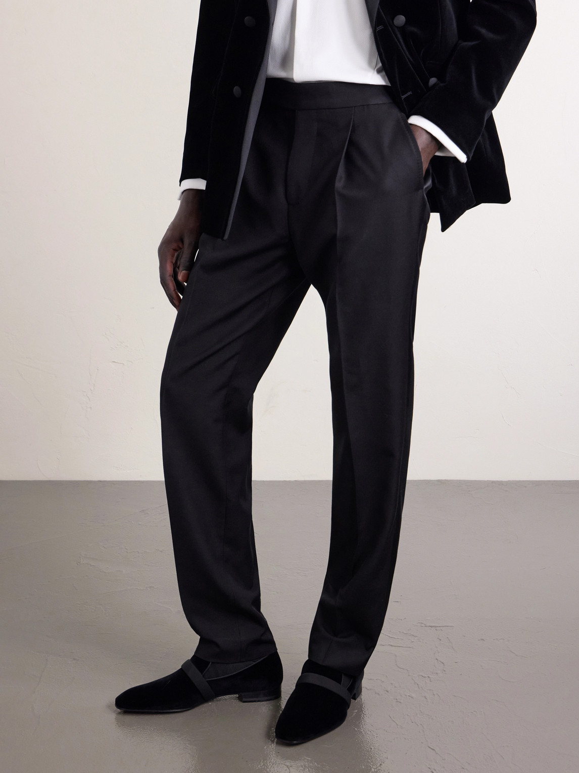 Dandydeco Grosgrain-Trimmed Velour Loafers