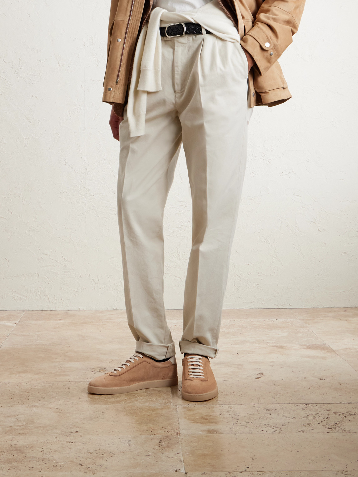 Brunello Cucinelli Low Top Sneakers Contrast Heel Tab Suede In Brown