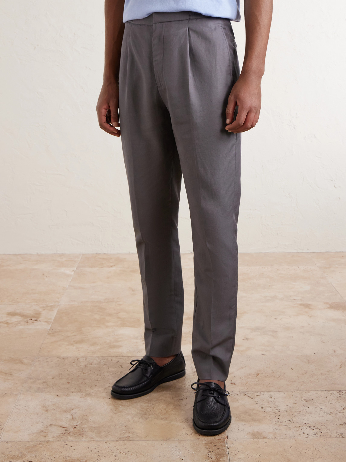  Officine Générale - Drew Tapered Pleated Lyocell, Linen And Cotton-blend Trousers - Men - Gray - It 48 