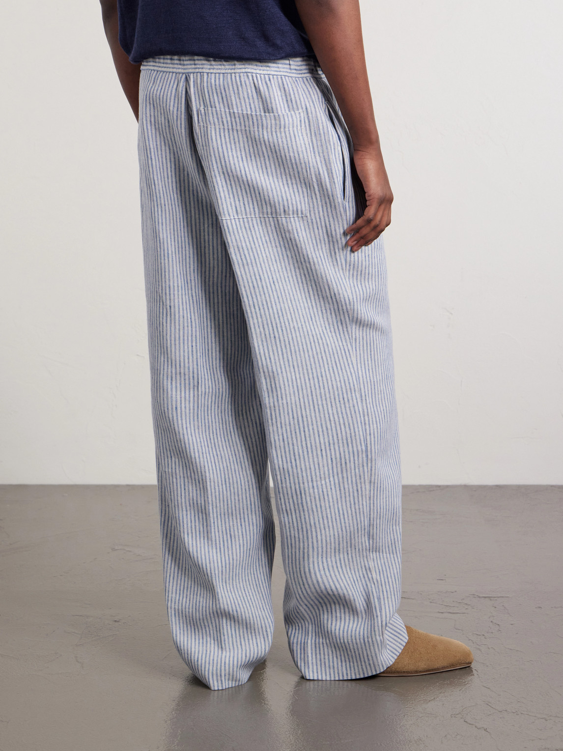  Officine Générale - Nilson Straight-leg Striped Linen And Cotton-blend Trousers - Men - Blue - It 54 