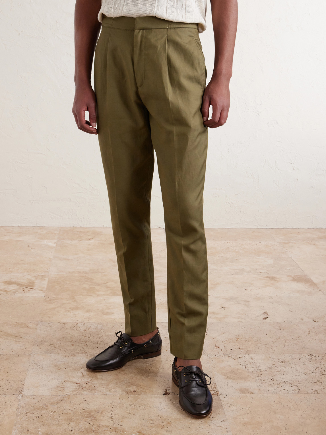  Officine Générale - Drew Tapered Pleated Lyocell, Linen And Cotton-blend Trousers - Men - Green - It 46 