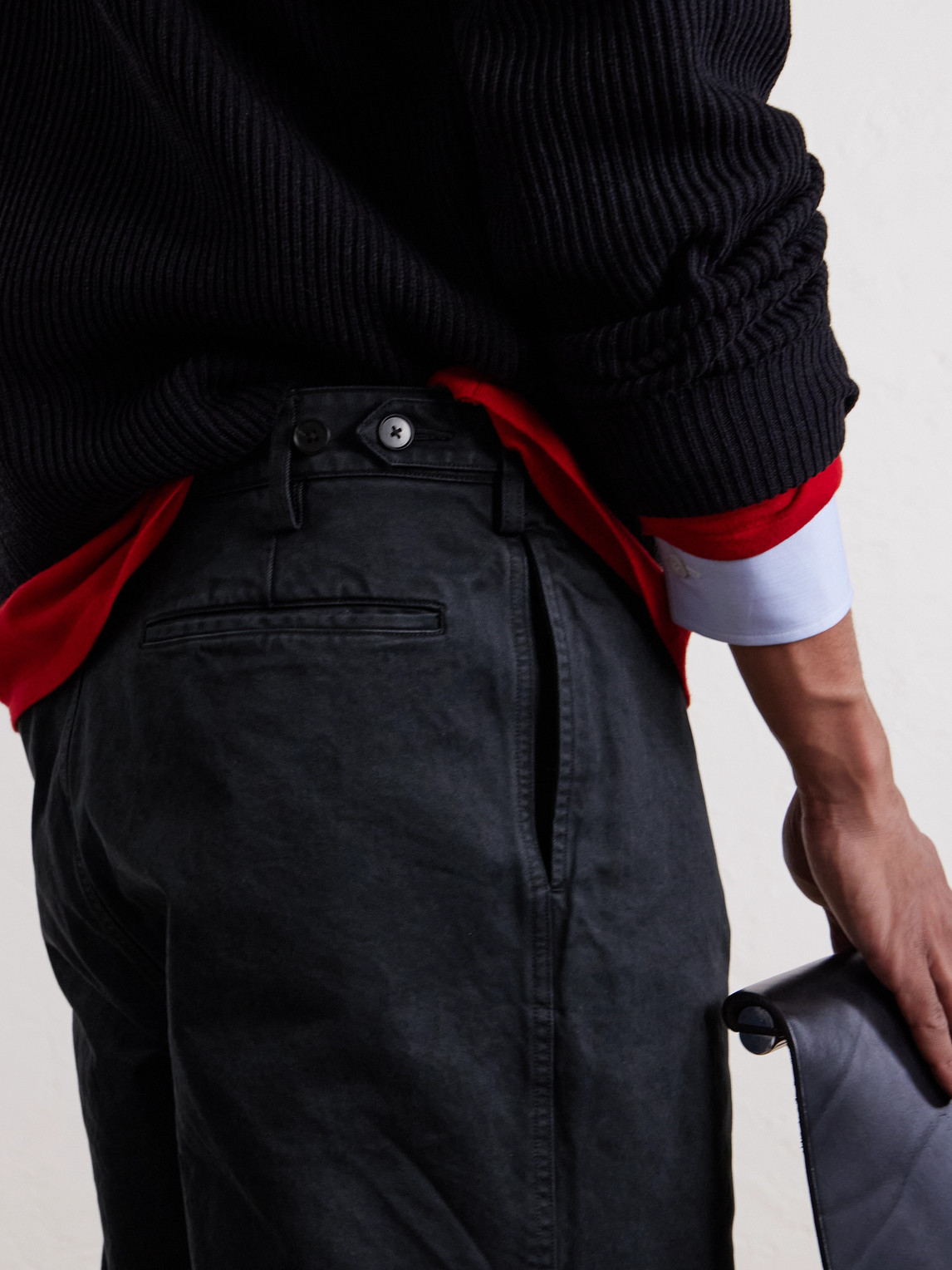 Auralee Straight-leg Pleated Cotton Chinos In Black