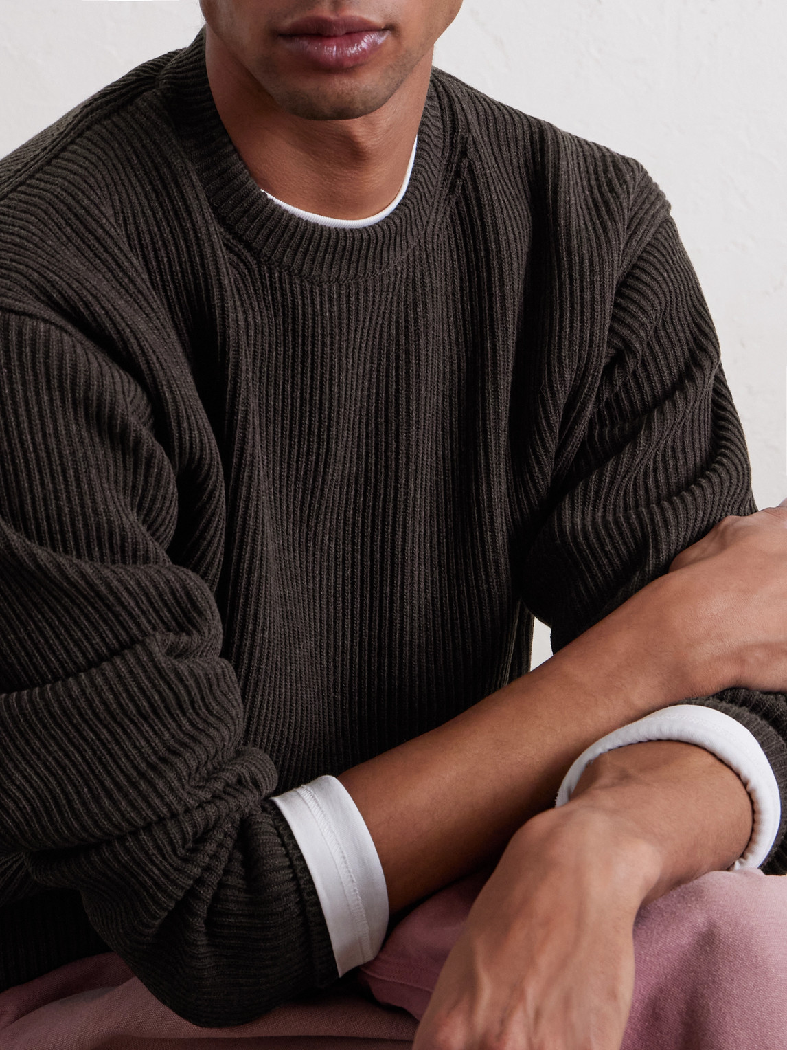 Auralee Ribbed Wool Sweater In Brown