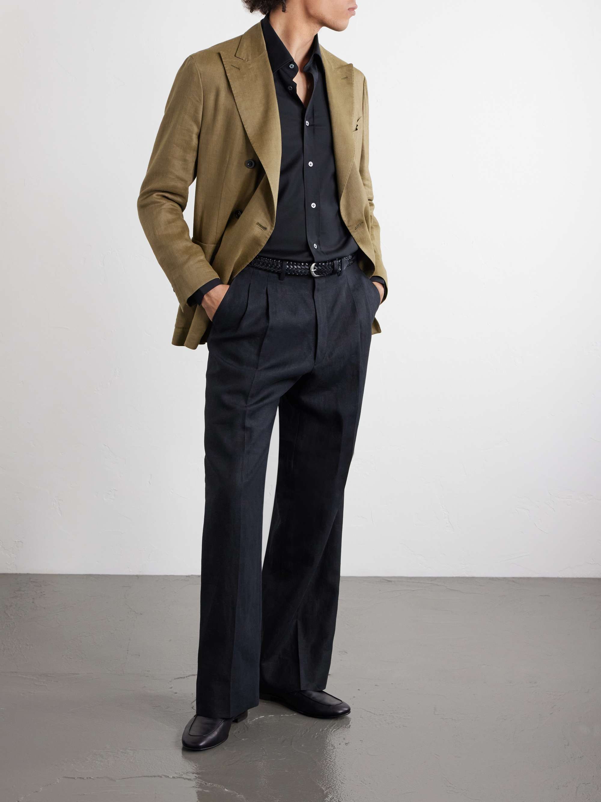 THOM SWEENEY 