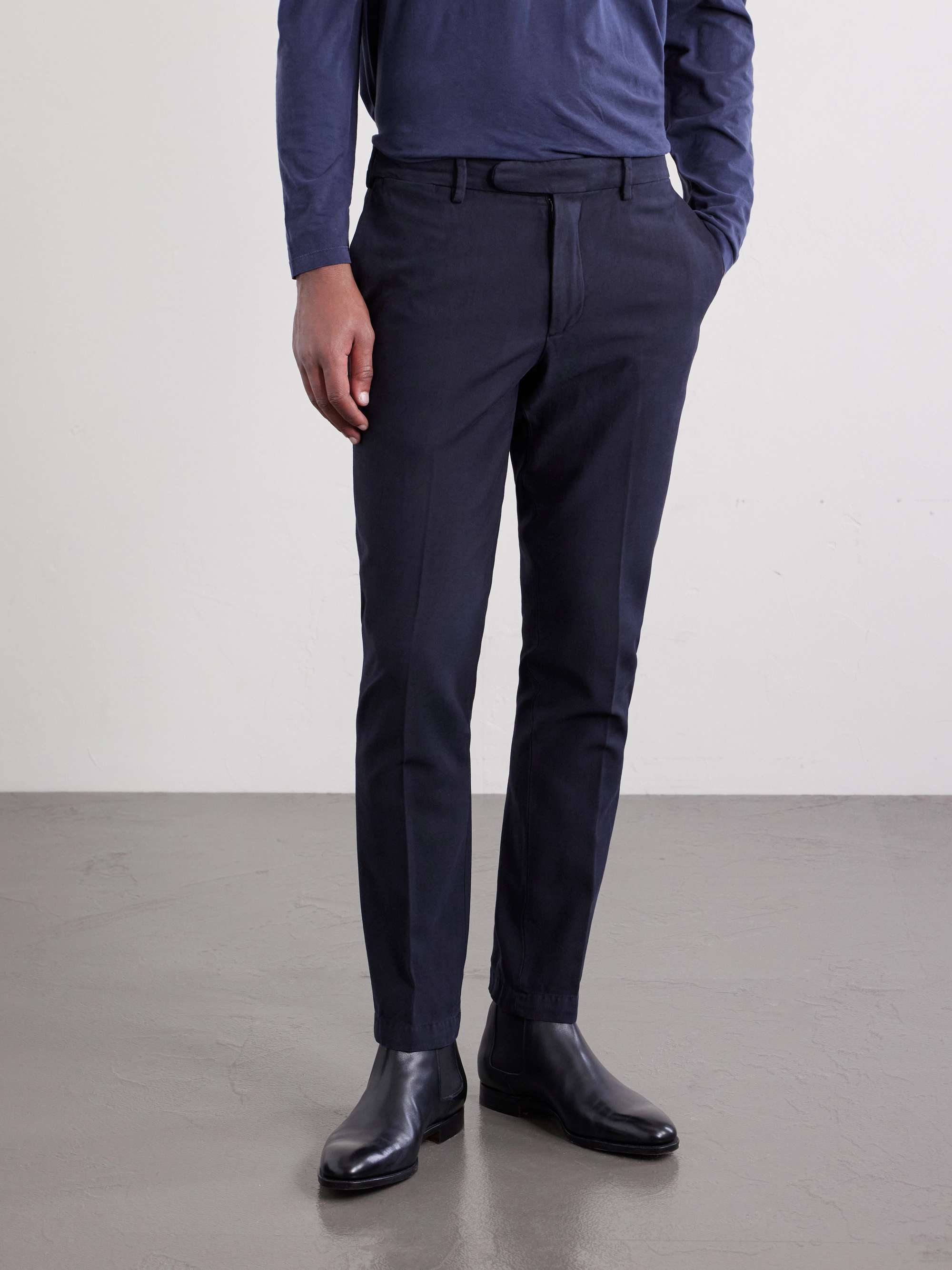 THOM SWEENEY 