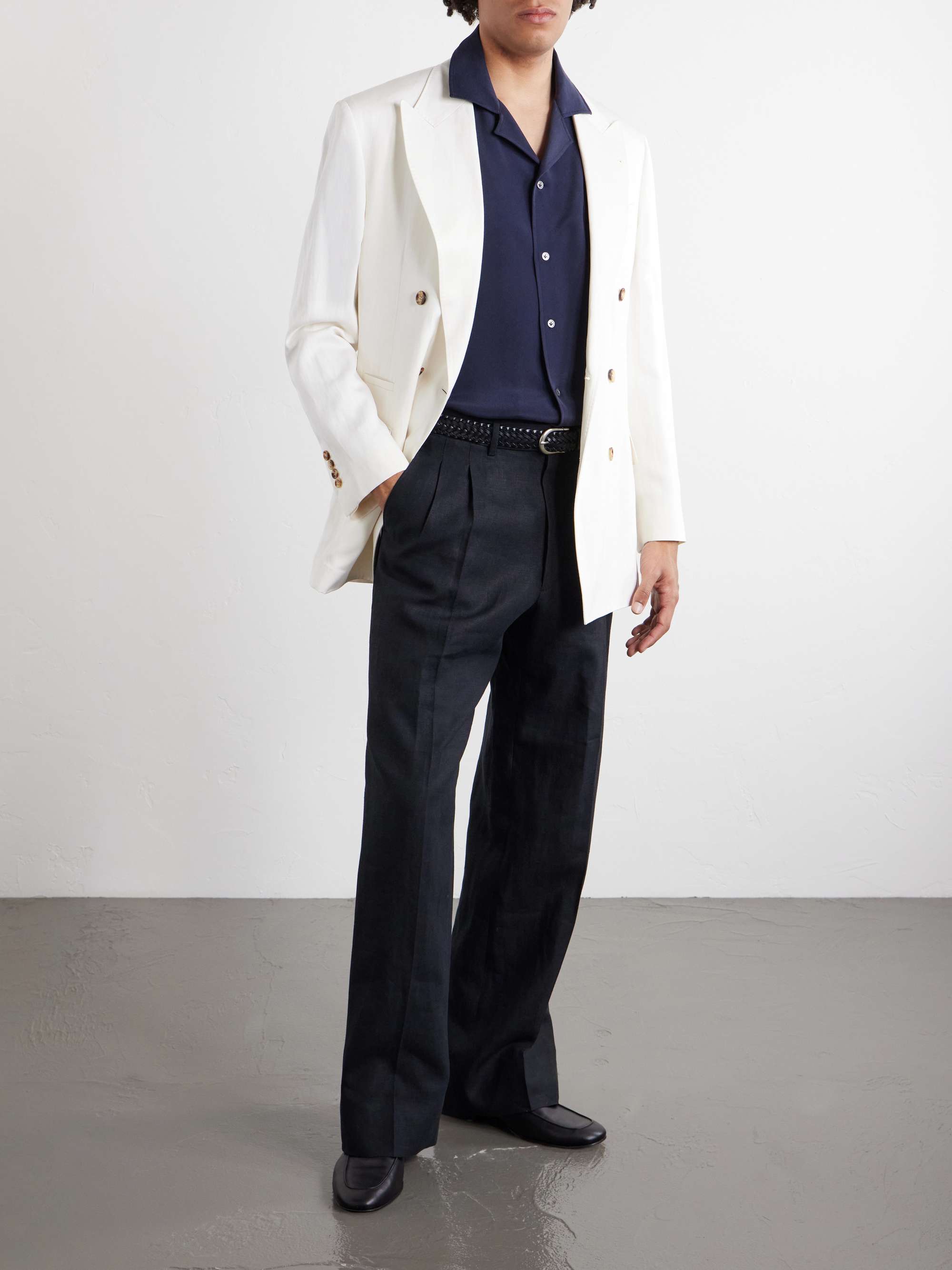 THOM SWEENEY 