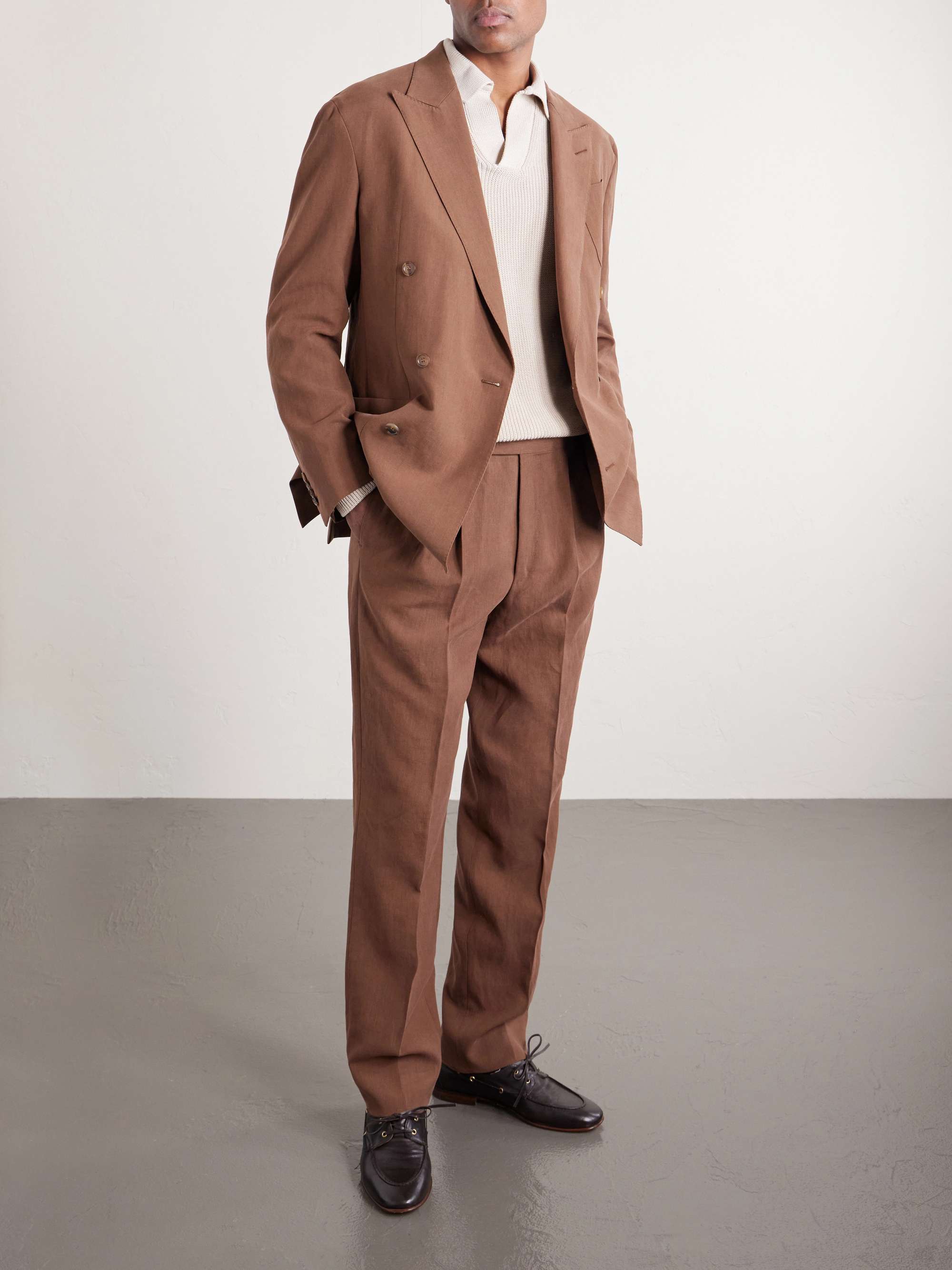 THOM SWEENEY 