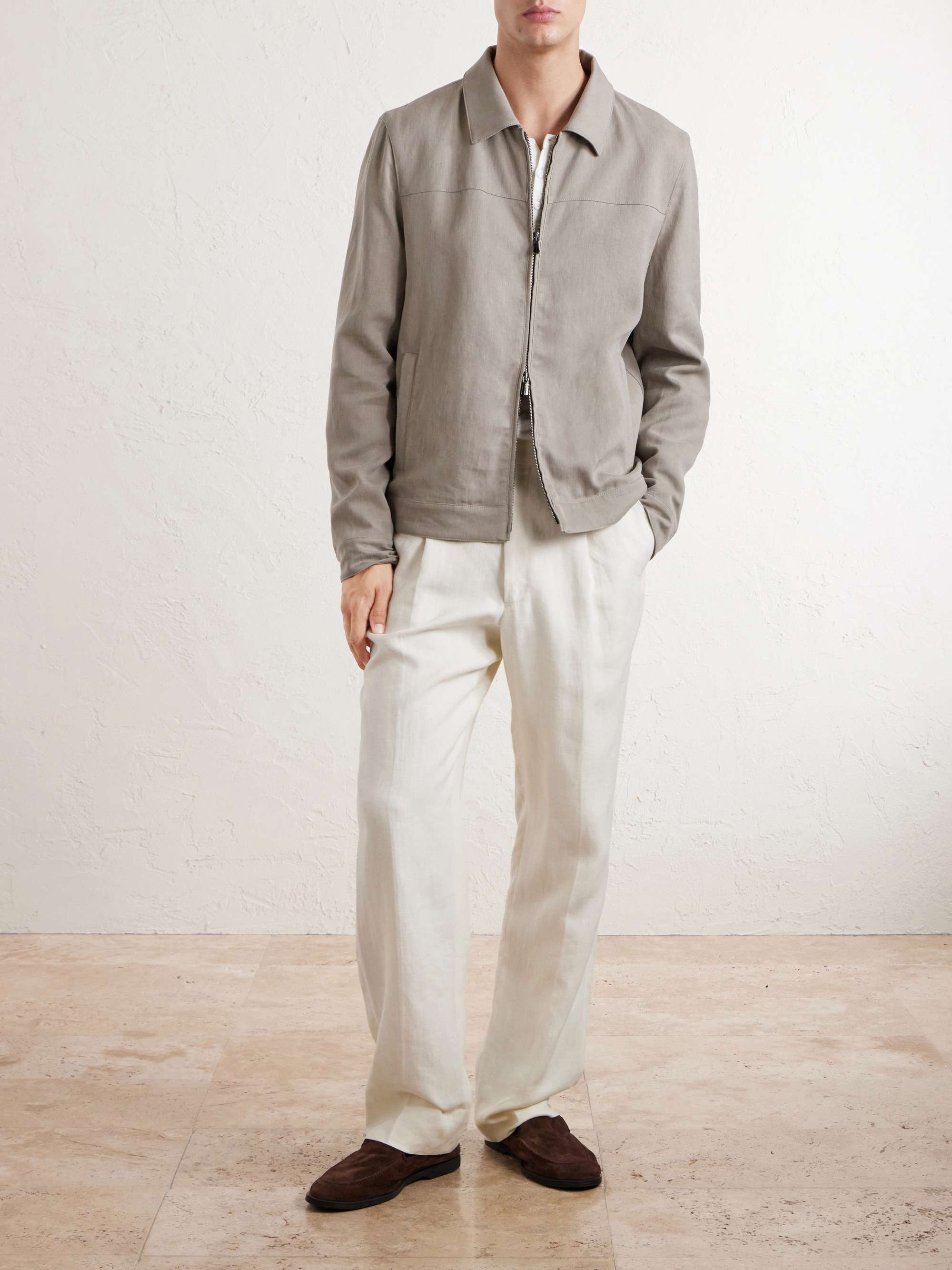 THOM SWEENEY 