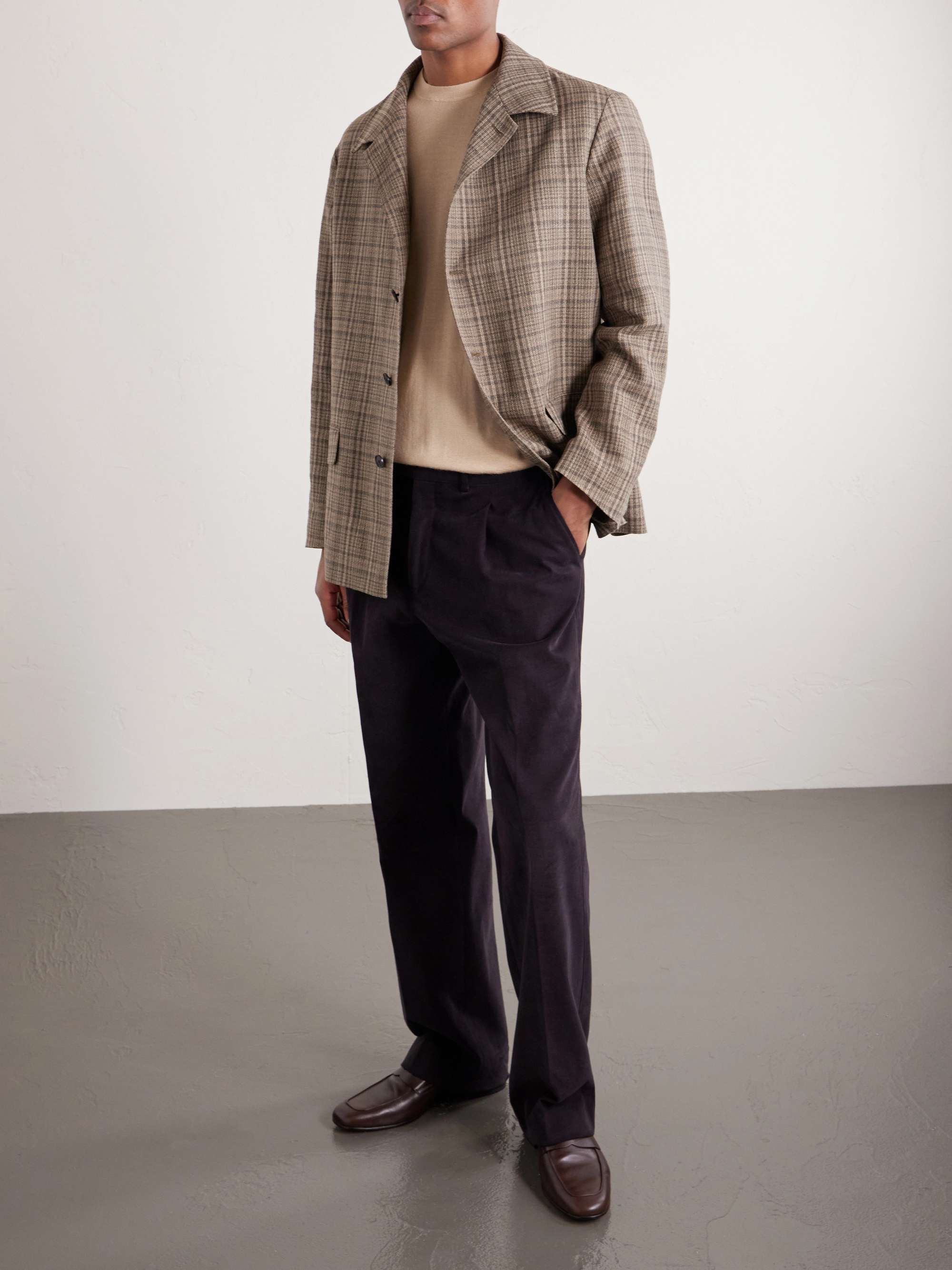 THOM SWEENEY 