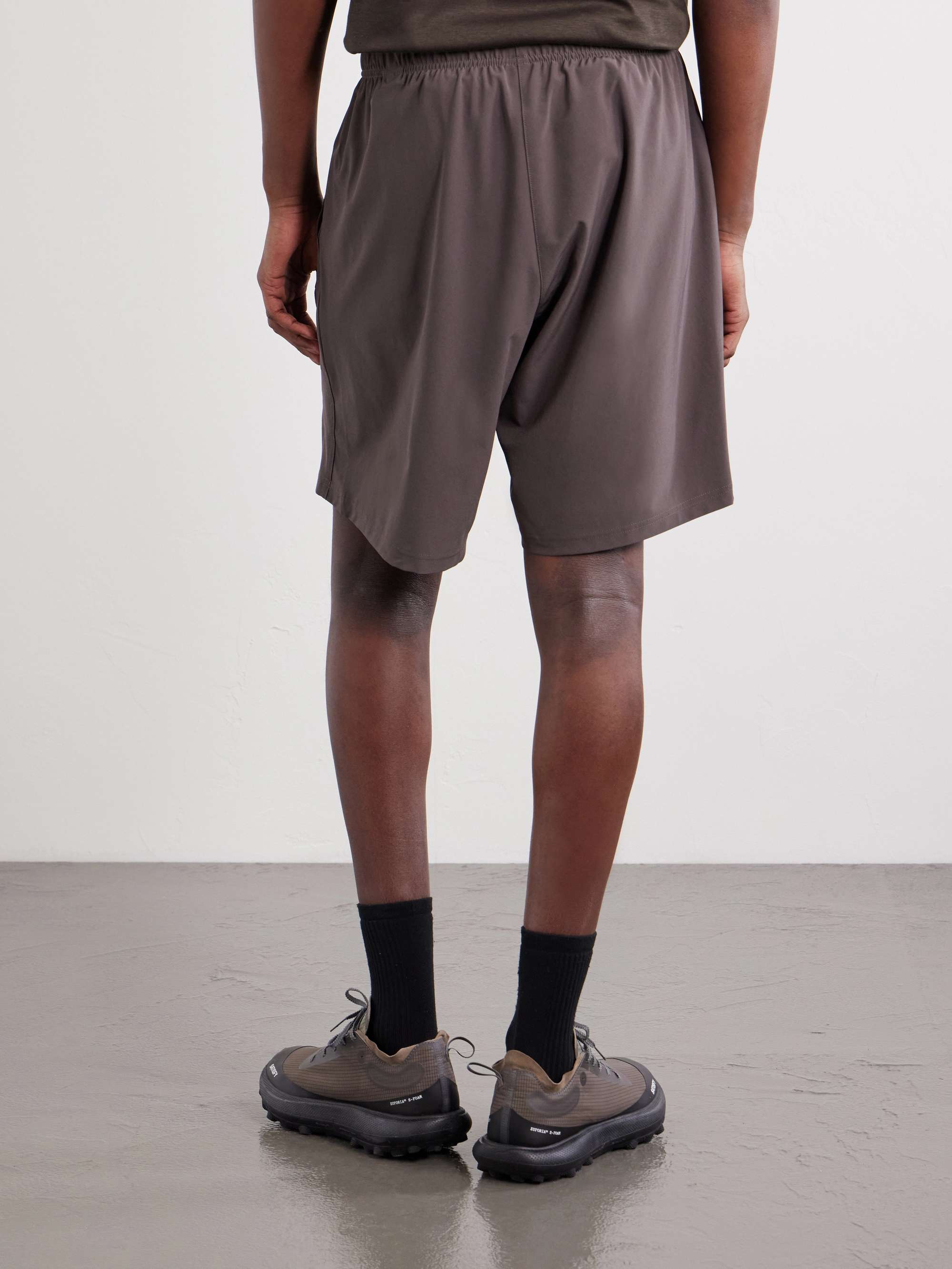 DISTRICT VISION Straight-Leg Logo-Appliquéd 9