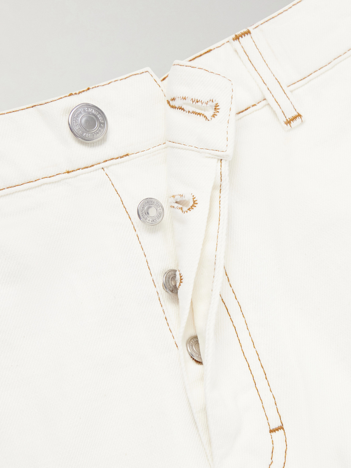 Wide-Leg Jeans