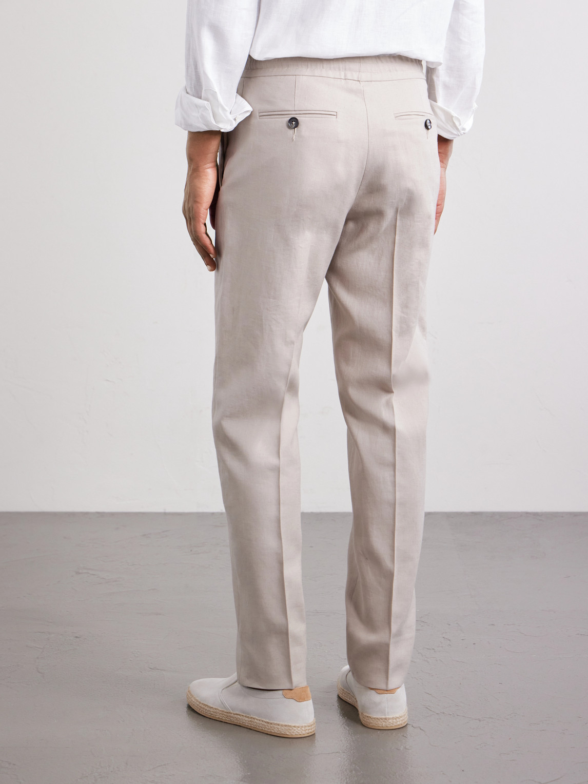 Straight-Leg Linen Trousers