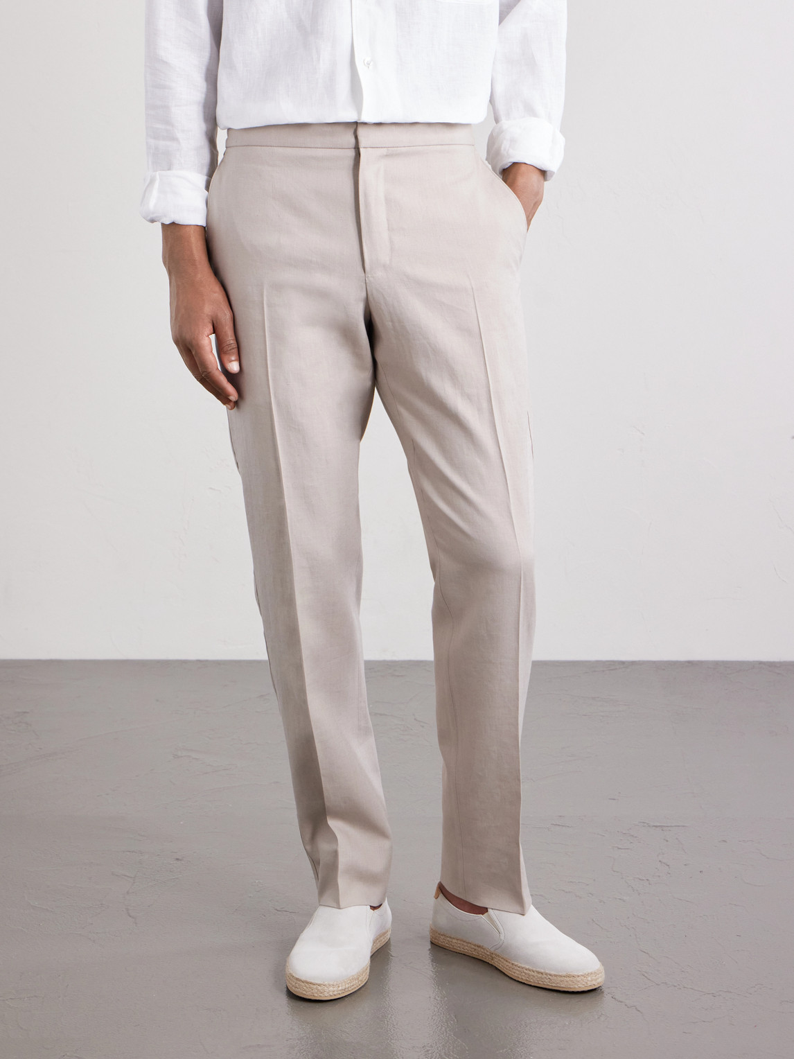 Straight-Leg Linen Trousers