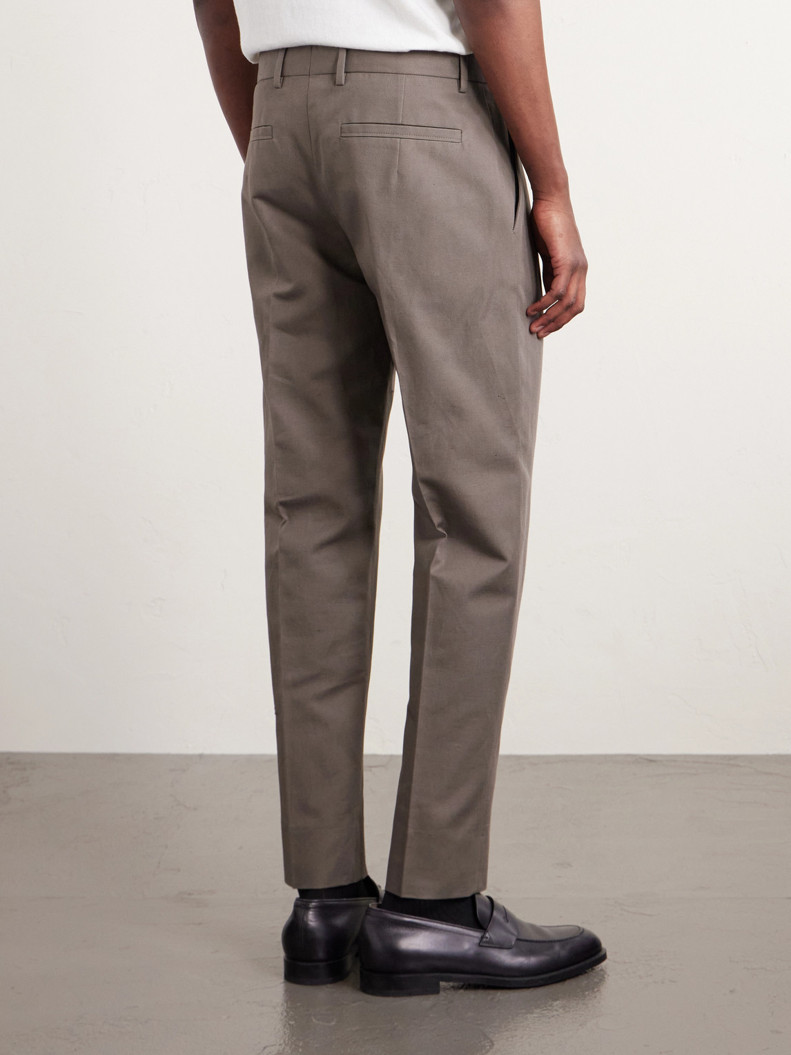 Pleated Cotton And Linen-Blend Trousers