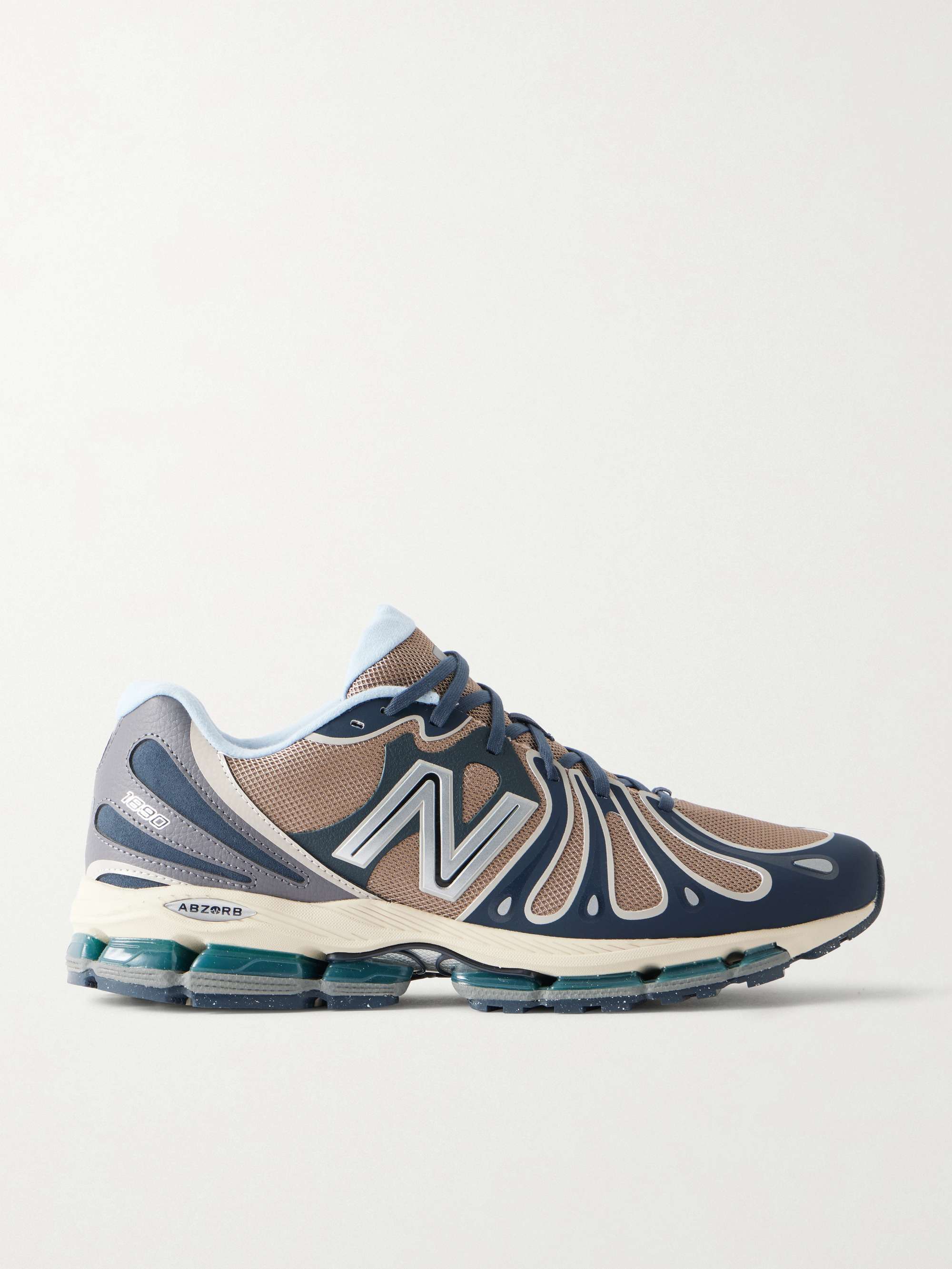 NEW BALANCE 