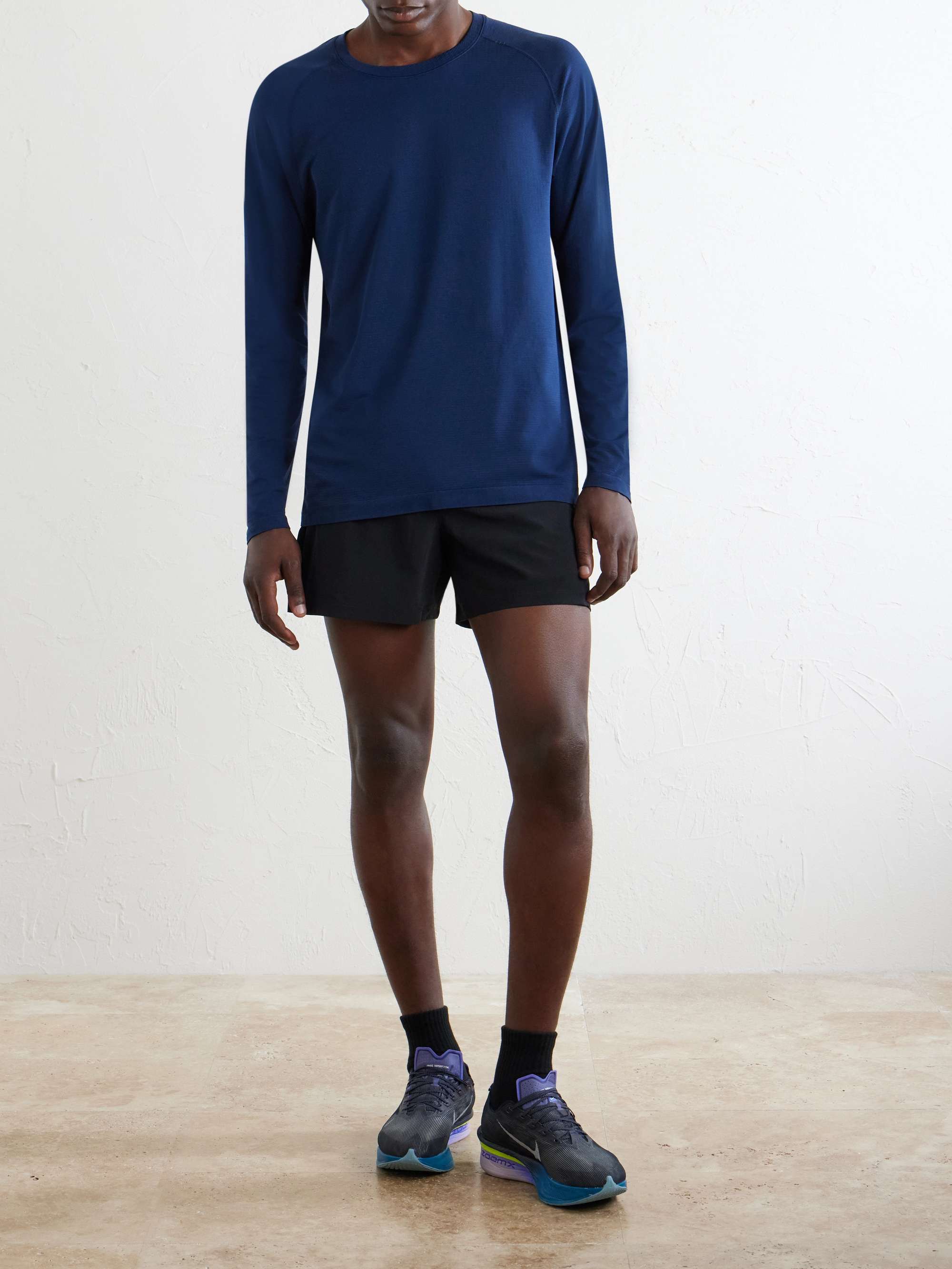 LULULEMON 