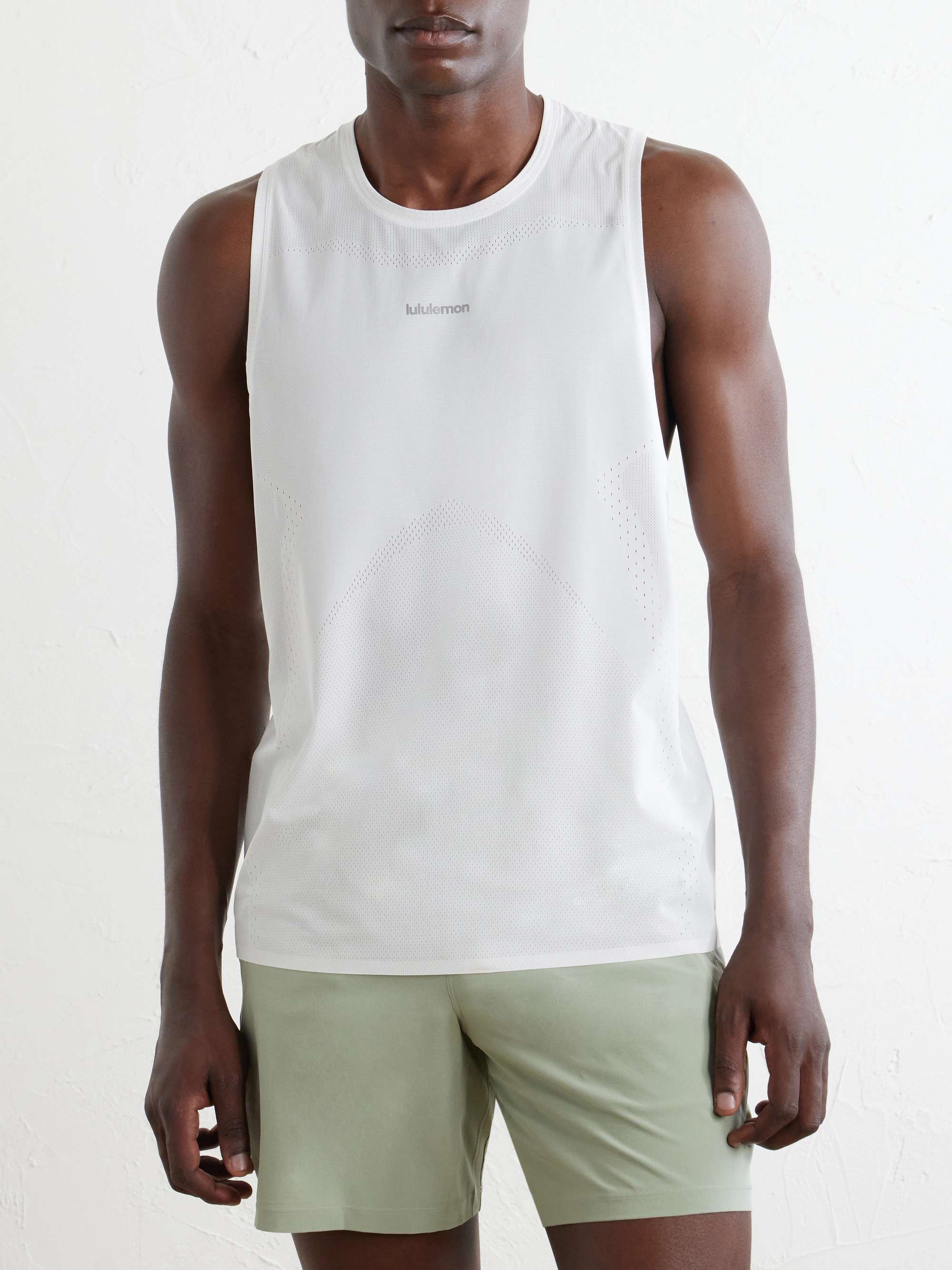 LULULEMON 