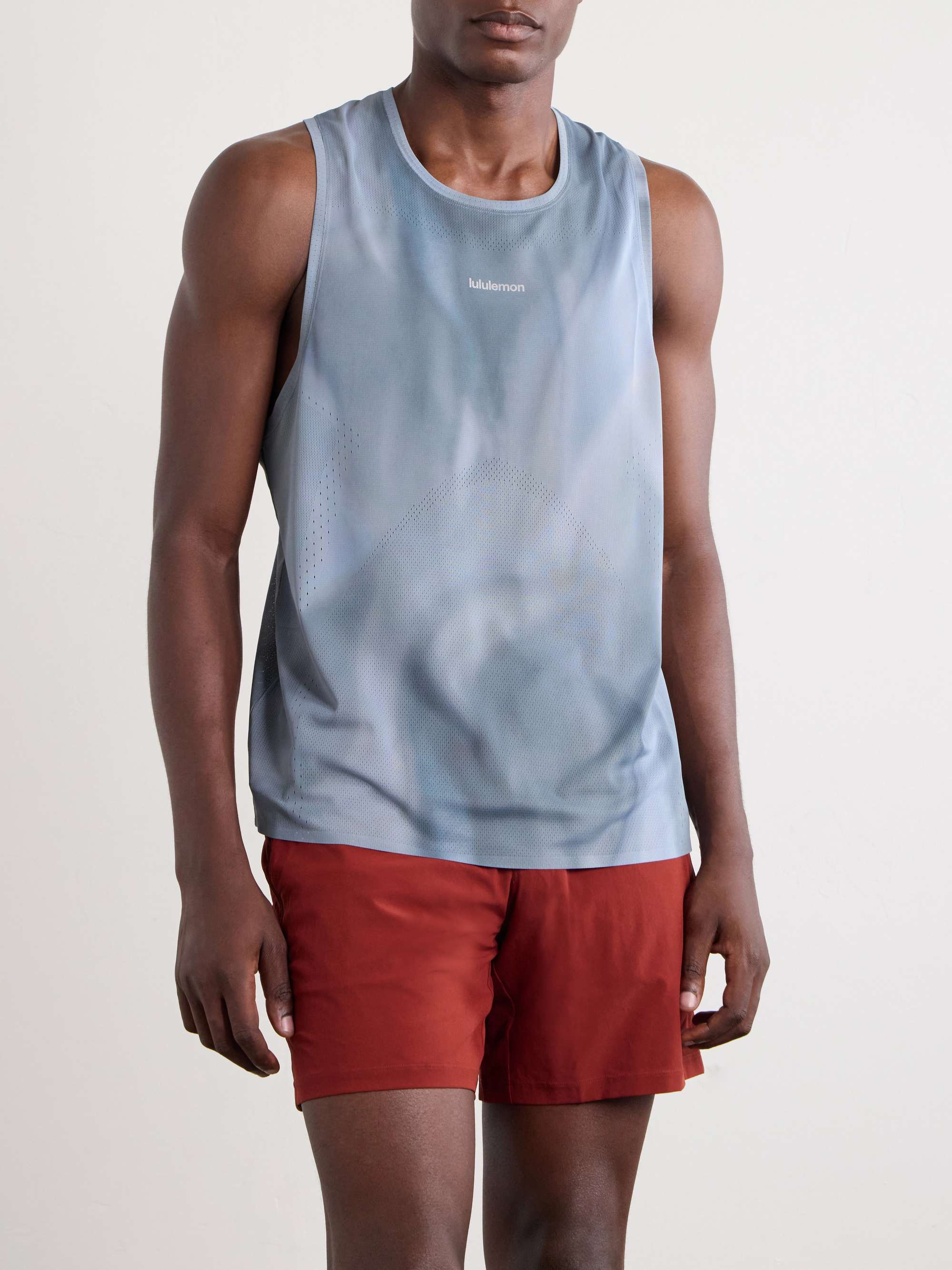 LULULEMON 