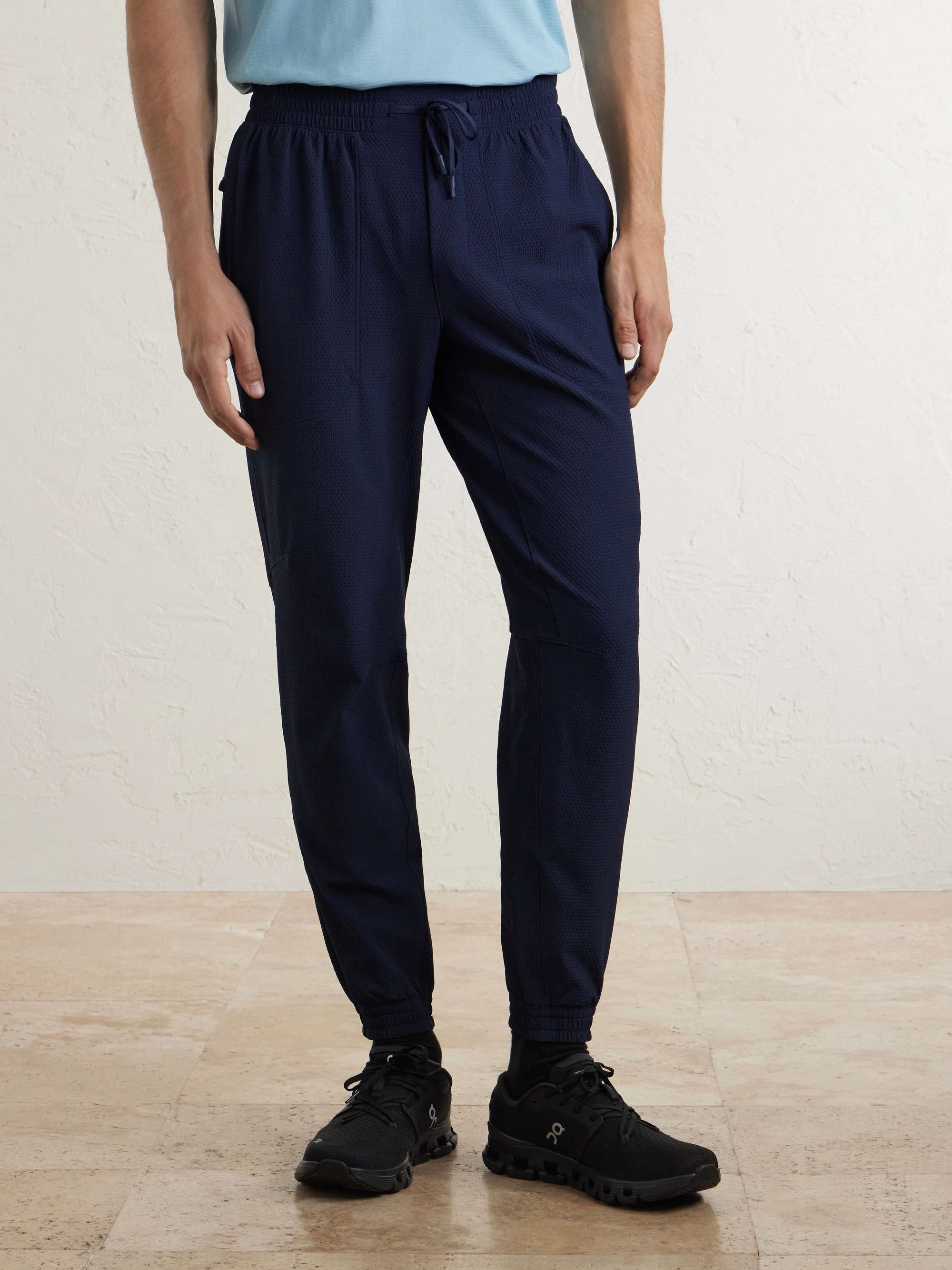 LULULEMON 