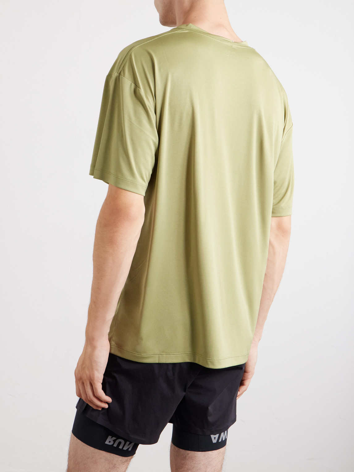 Logo-Print Auralite™ T-Shirt