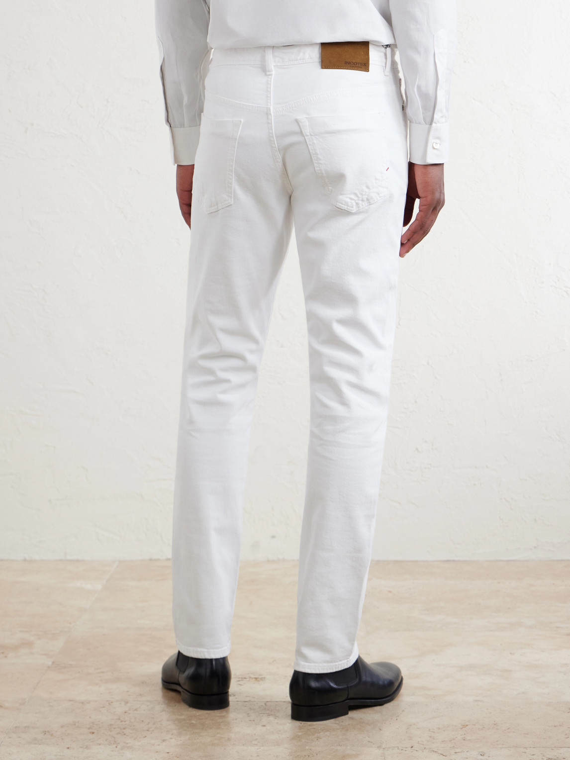 Straight-Leg Jeans