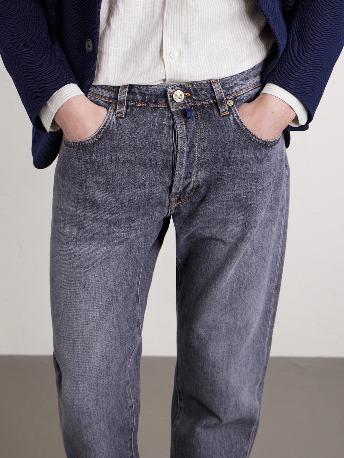 Tapered Jeans