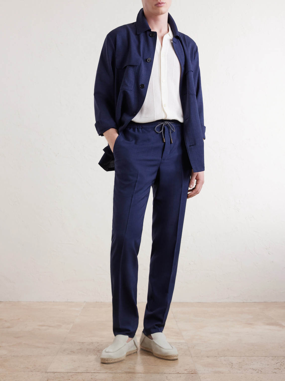 Tapered Pleated Virgin Wool, Silk And Linen-Blend Drawstring Trousers