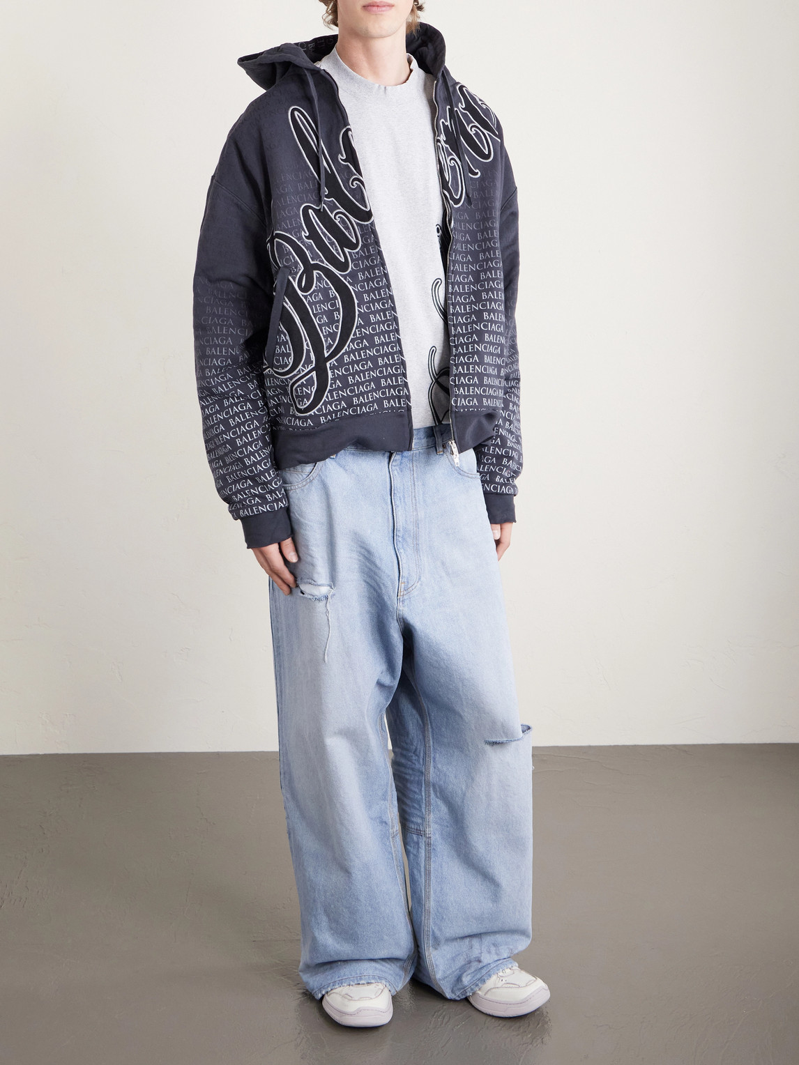 Wide-Leg Distressed Jeans