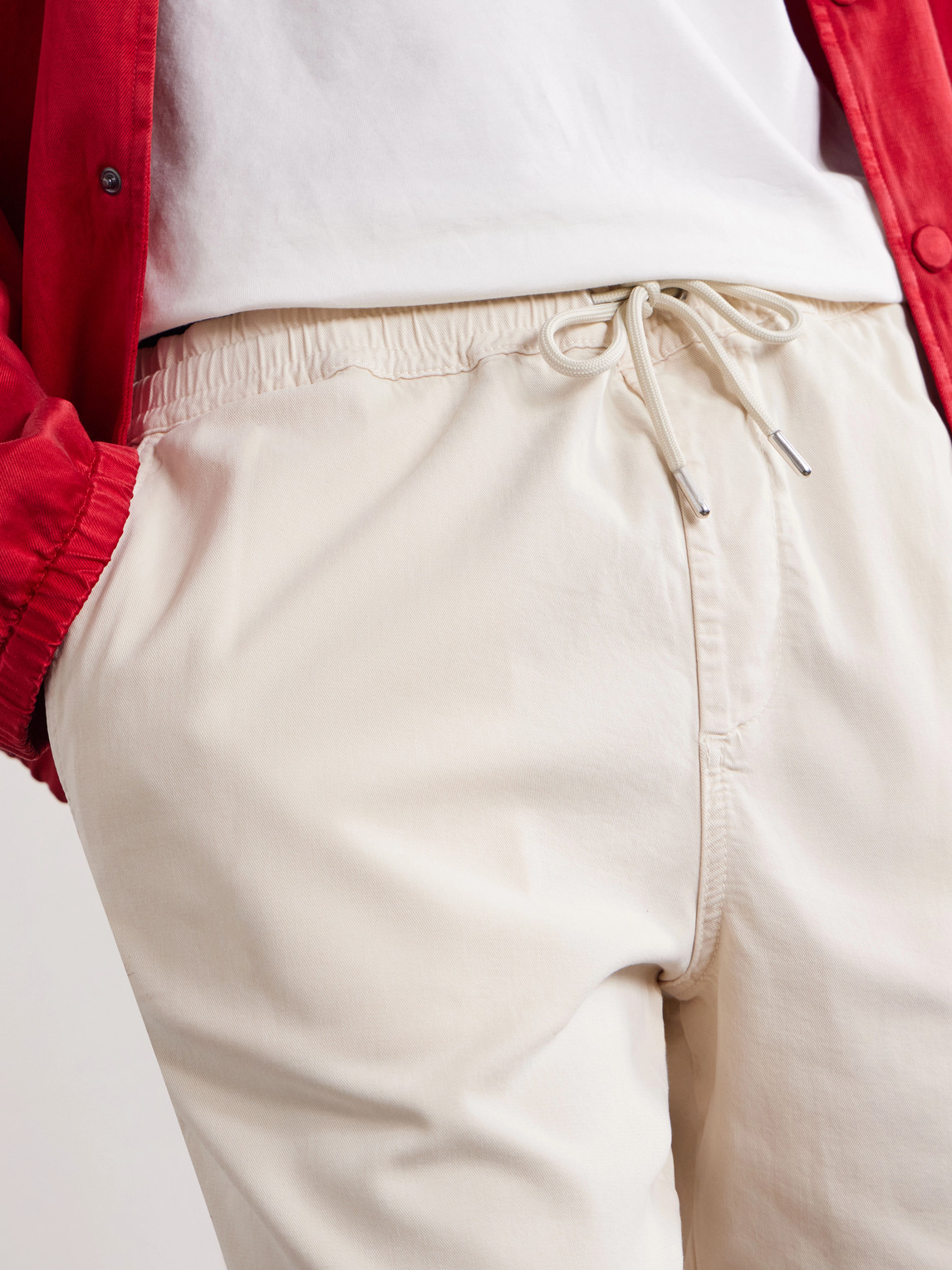 Nn07 Gregor Pull On Shorts 6.25 Ivory In Neutral
